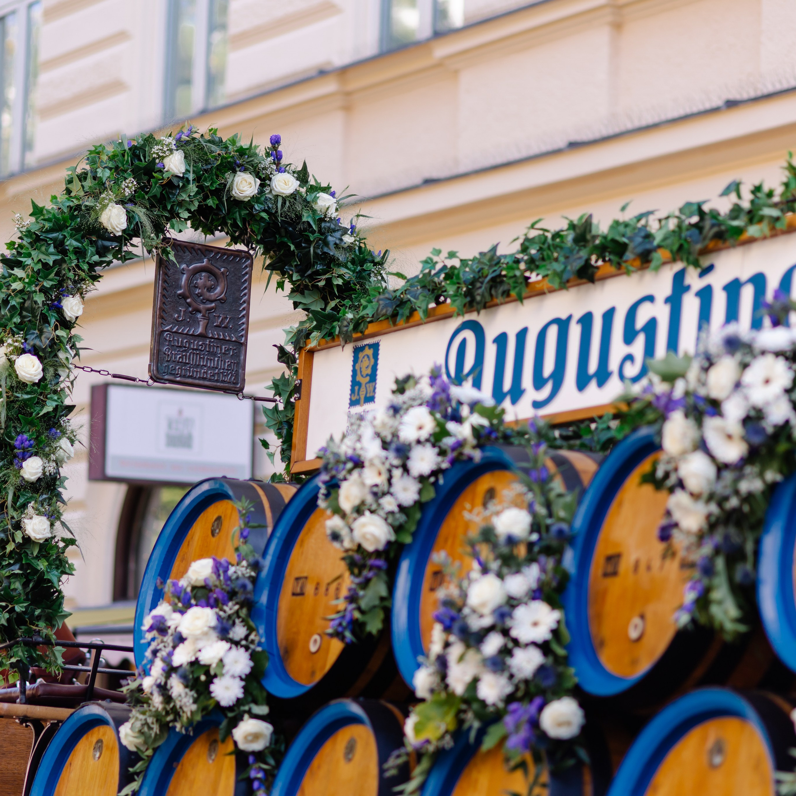 Oktoberfest Fotoshooting in München – Erinnerungen an das größte Volksfest der Welt. Fotografin in München Dasha Antipina