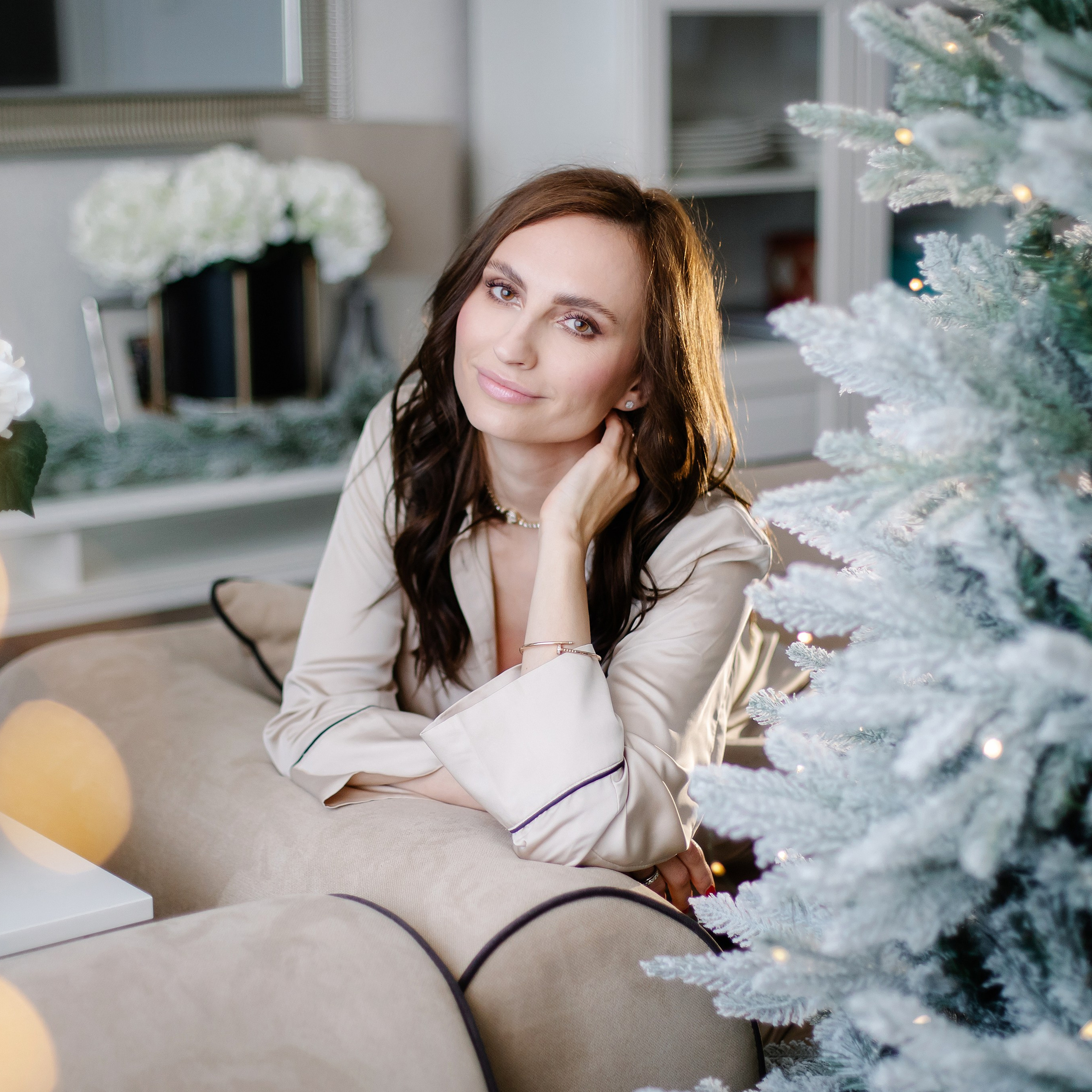 Gemütliches Weihnachtsfotoshooting zu Hause. Fotografin in München Dasha Antipina