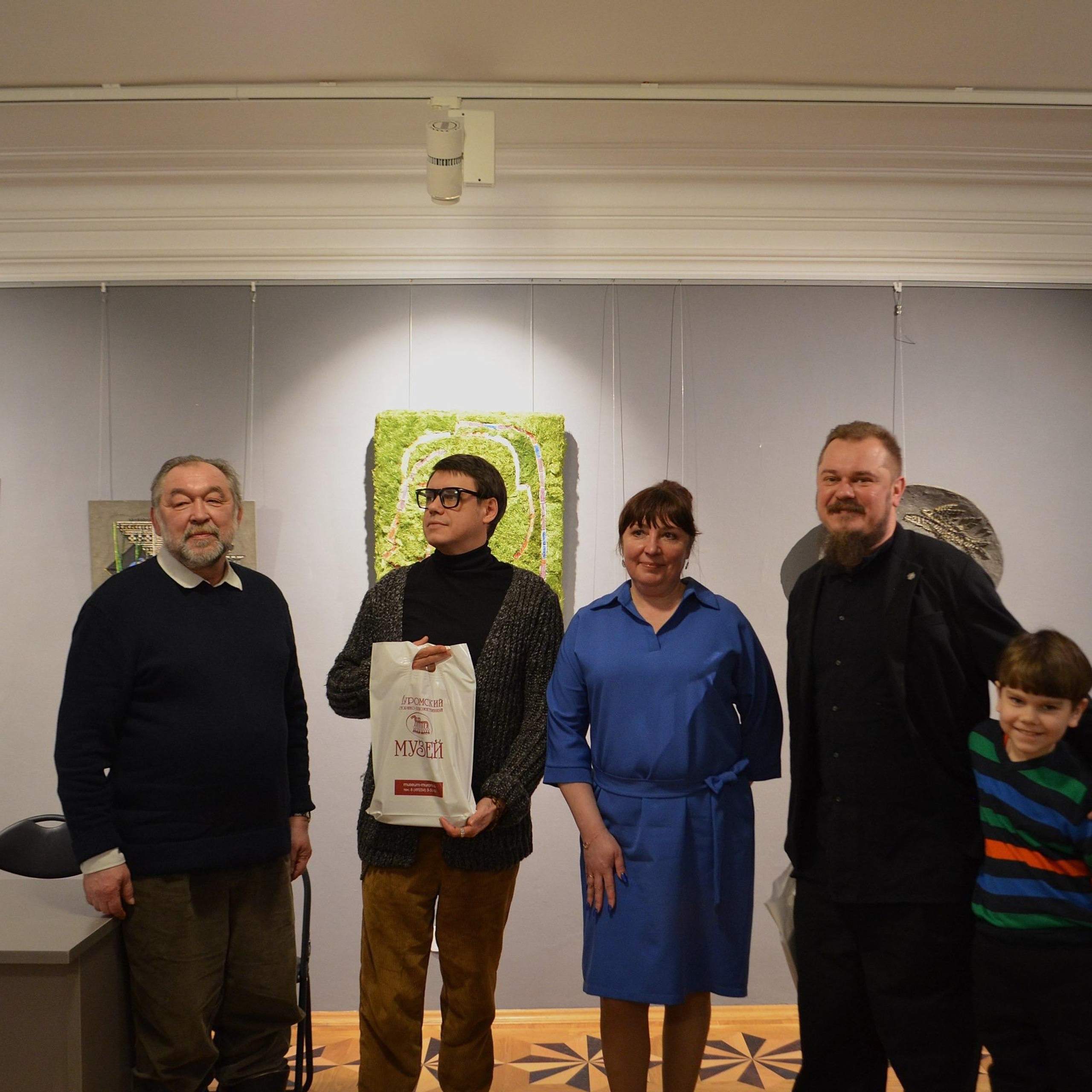 КАМЕНЬ/НОЖНИЦЫ/БУМАГА г. Муром. Ассоциация художников монументалистов г. Москва