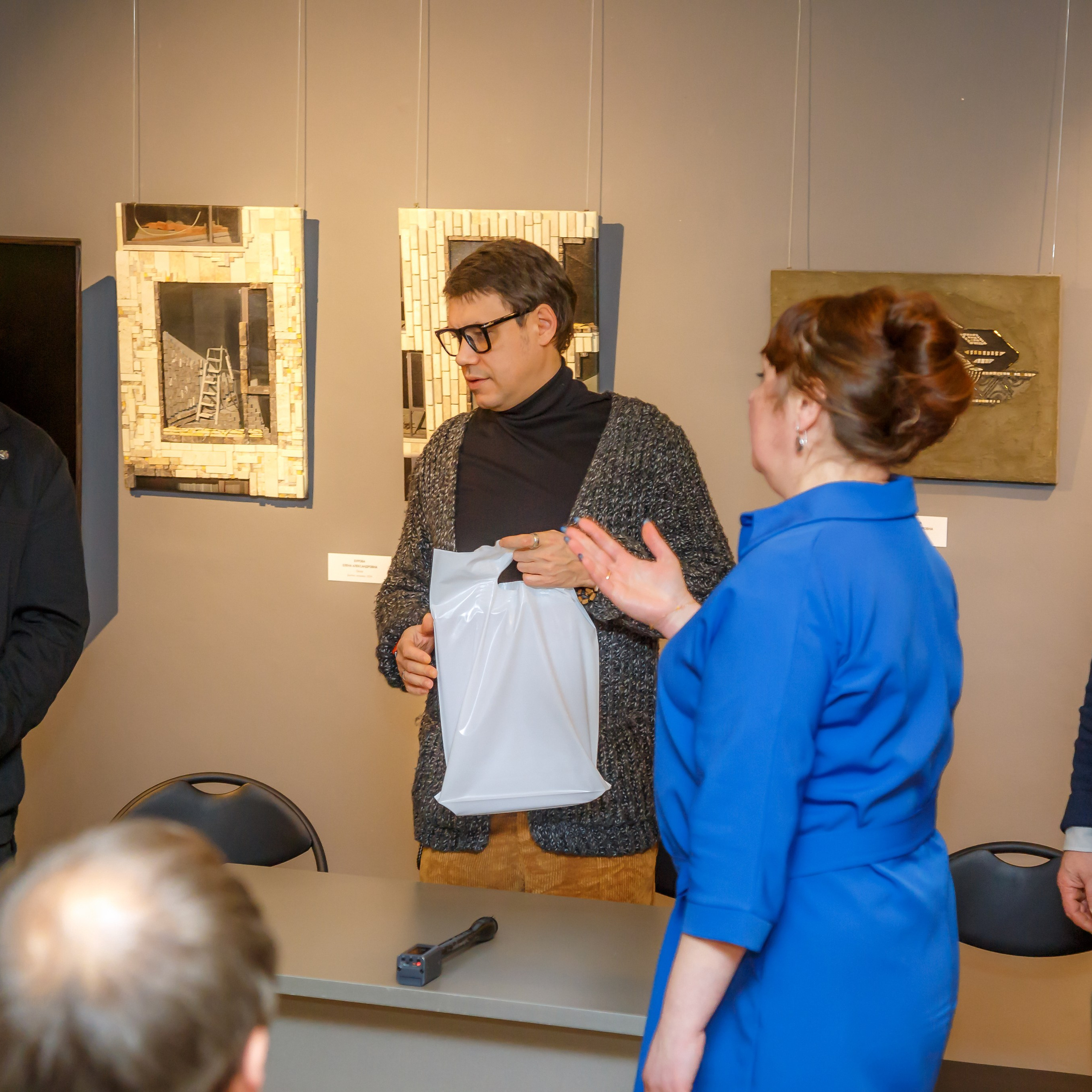 КАМЕНЬ/НОЖНИЦЫ/БУМАГА г. Муром. Ассоциация художников монументалистов г. Москва