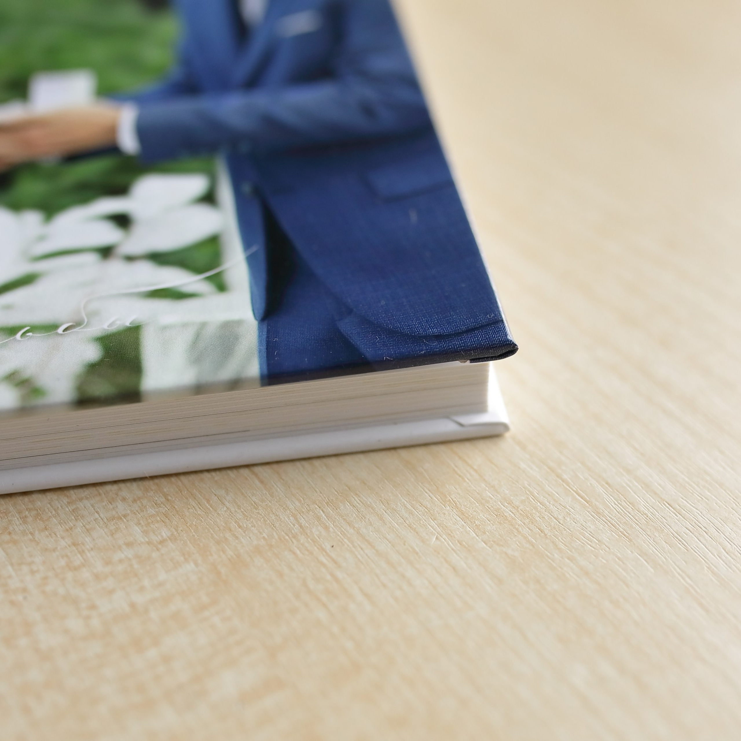 Свадебная фотокнига. Свадебный и семейный фотограф и видеограф в Екатеринбурге Полянские Тимур и Анастасия