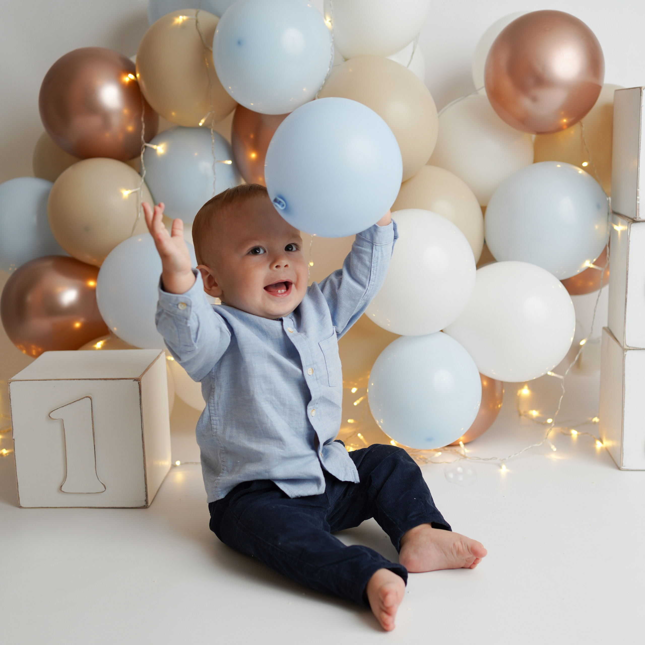 Фотосессия Первый годик Мирона в детской фотостудии. Детский фотограф и фотограф новорожденных в Калининград Оксана Иваний