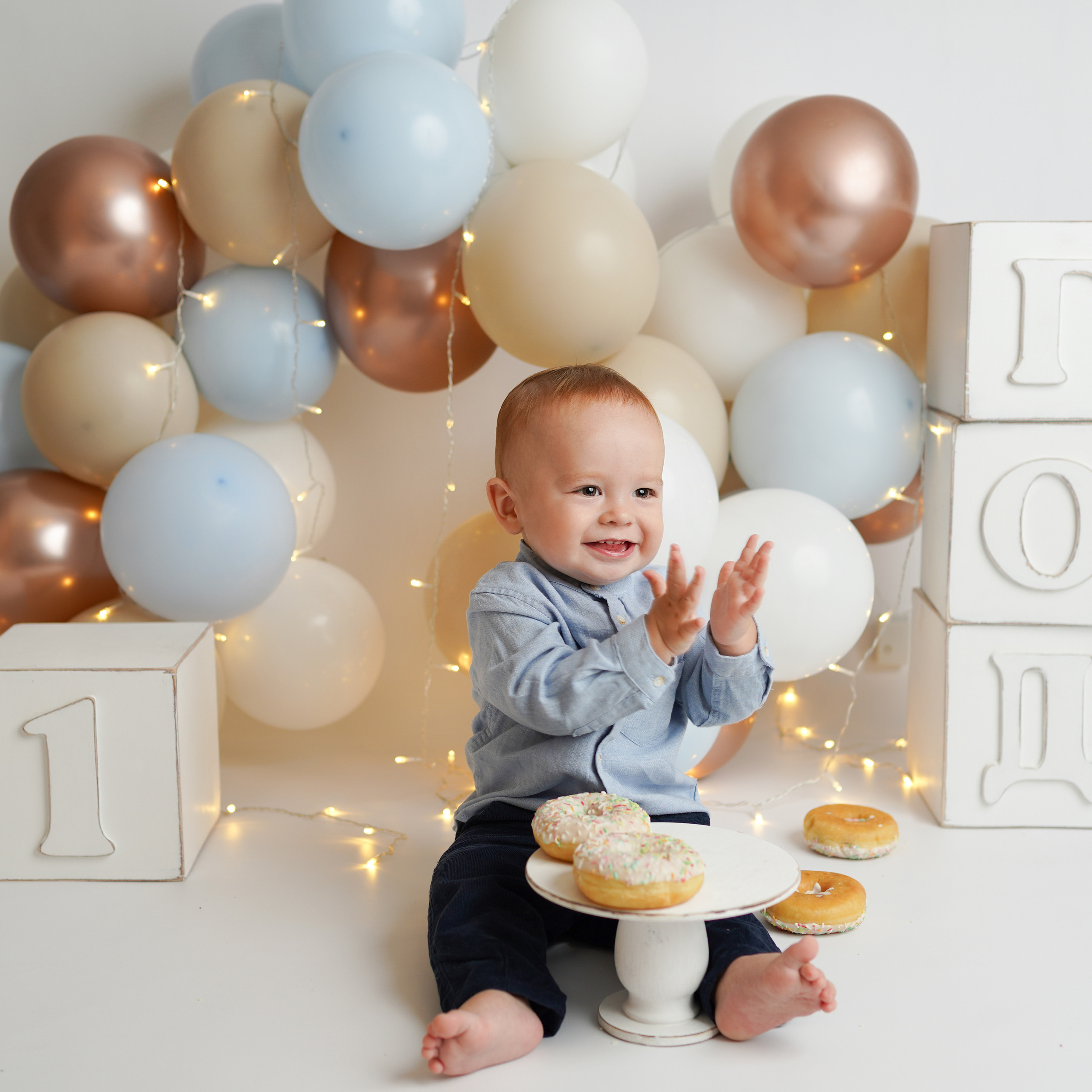 Фотосессия Первый годик Мирона в детской фотостудии. Детский фотограф и фотограф новорожденных в Калининград Оксана Иваний