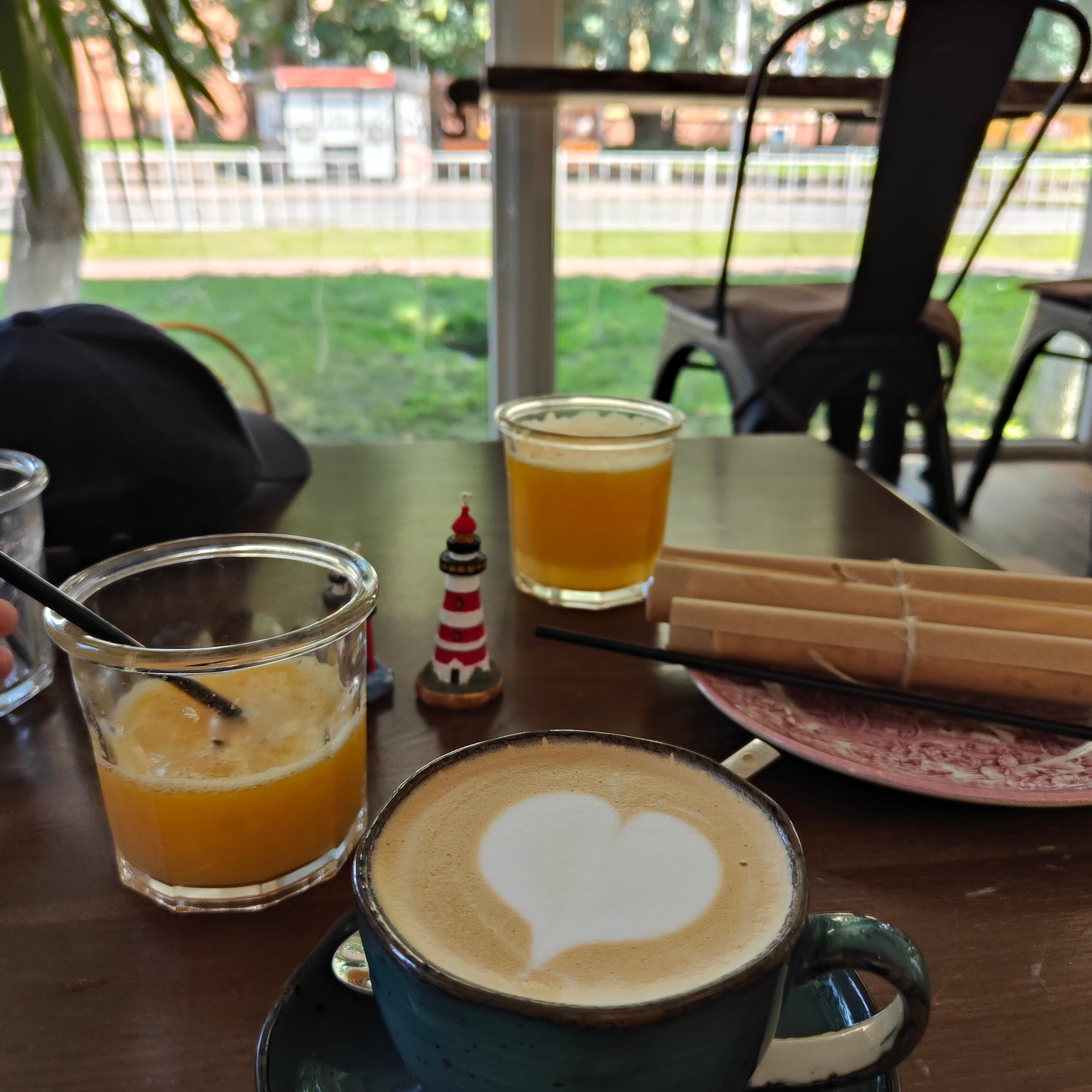 Балтийск. Море, город, корабли и прогулка на катере по Калиниградскому. Фотограф-документалист Мария Осокина