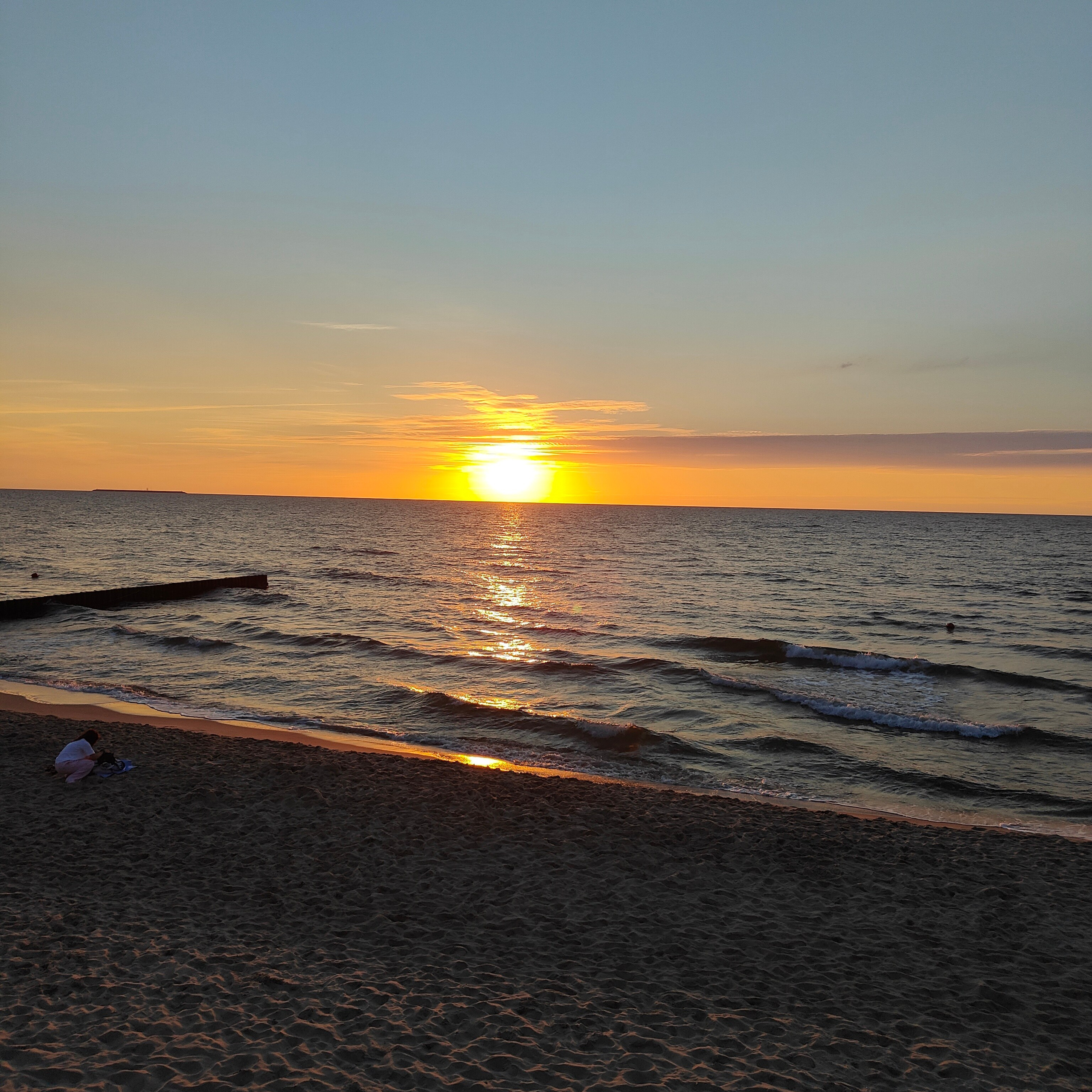 Пляжный отдых в Янтарном и закат в Зеленоградске. Фотограф-документалист Мария Осокина
