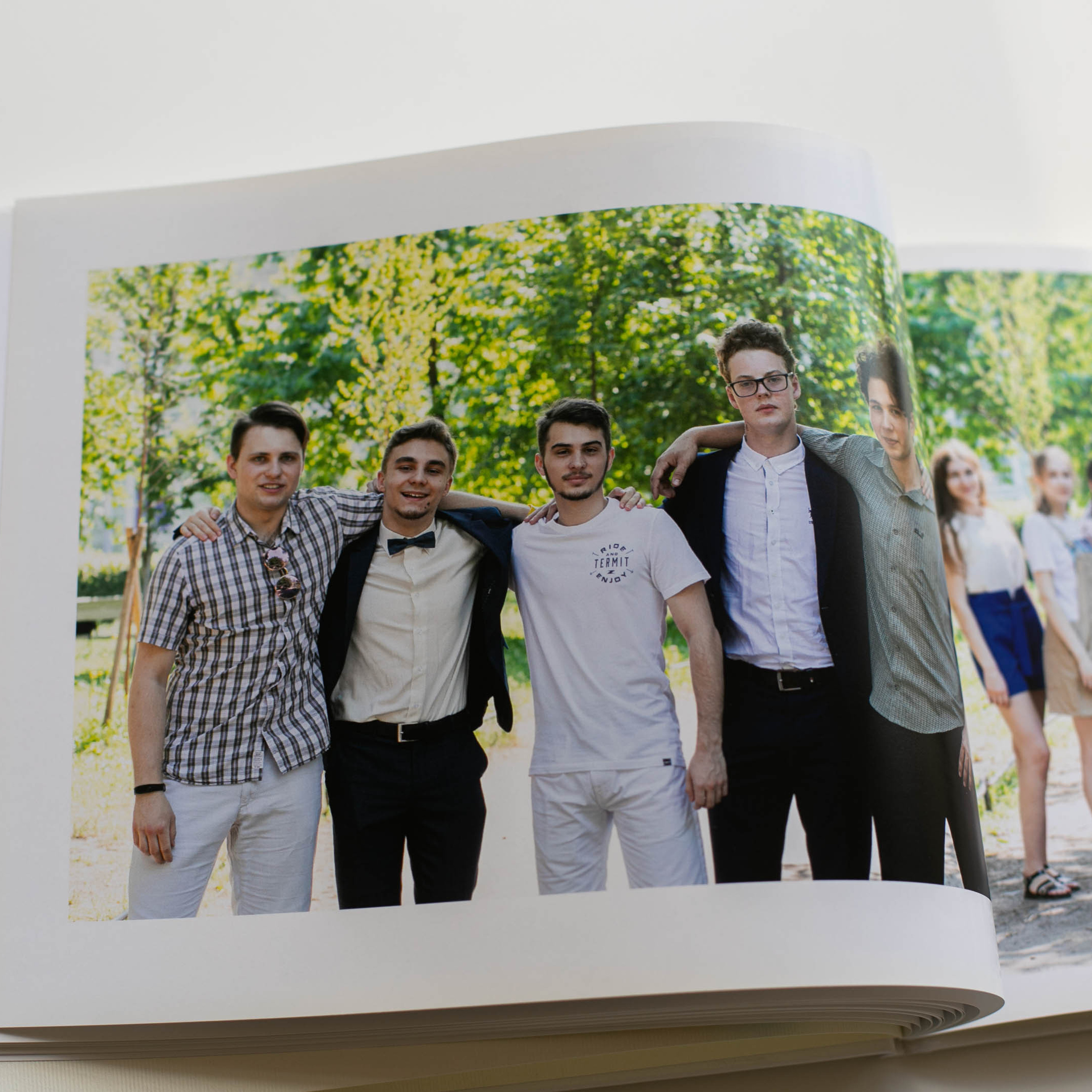 Полиграфический 9-11 класс. Выпускные альбомы, портретная съёмка в школах и садиках