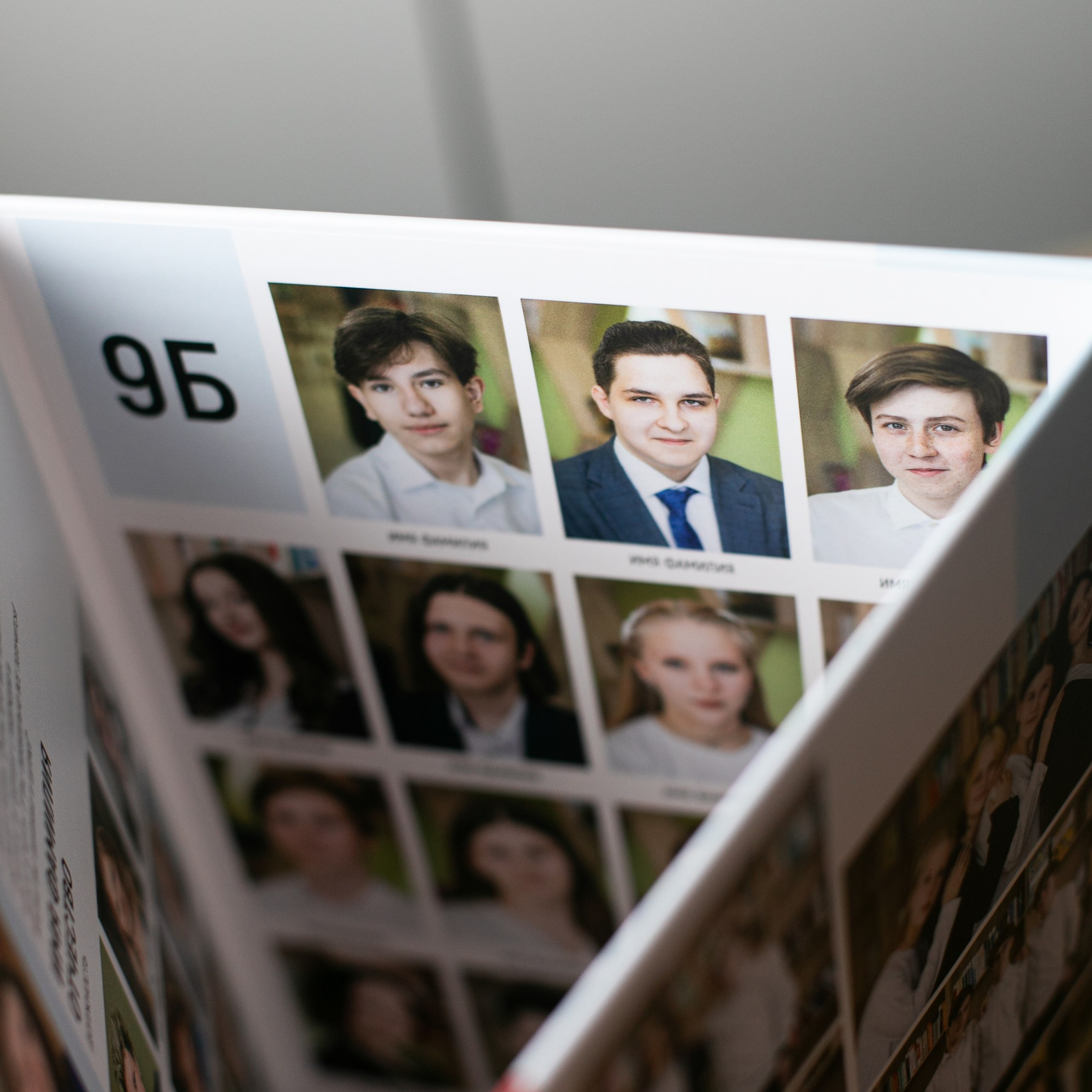 Папка трюмо 9-11 класс. Выпускные альбомы, портретная съёмка в школах и садиках