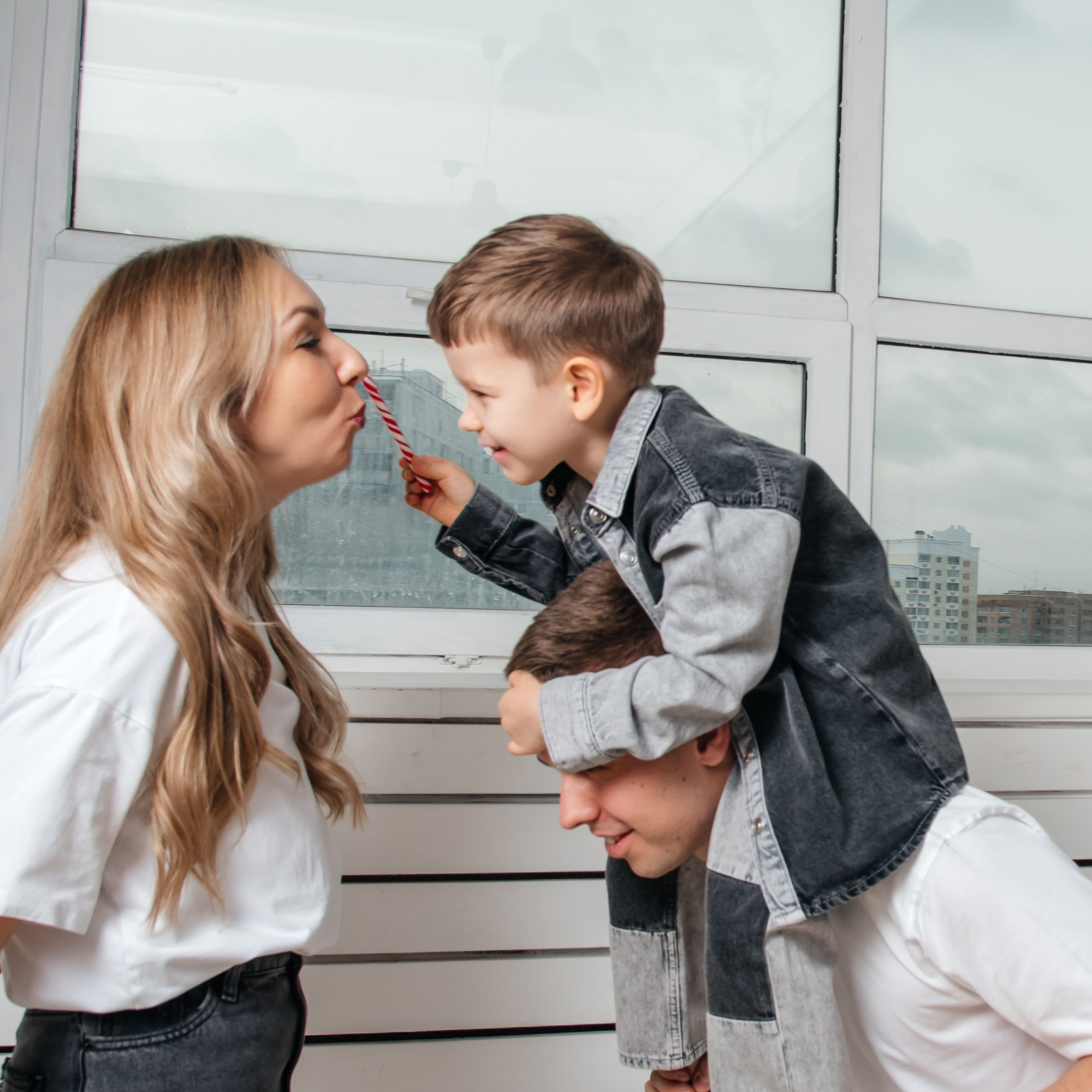 Семейная фотосессия в студии