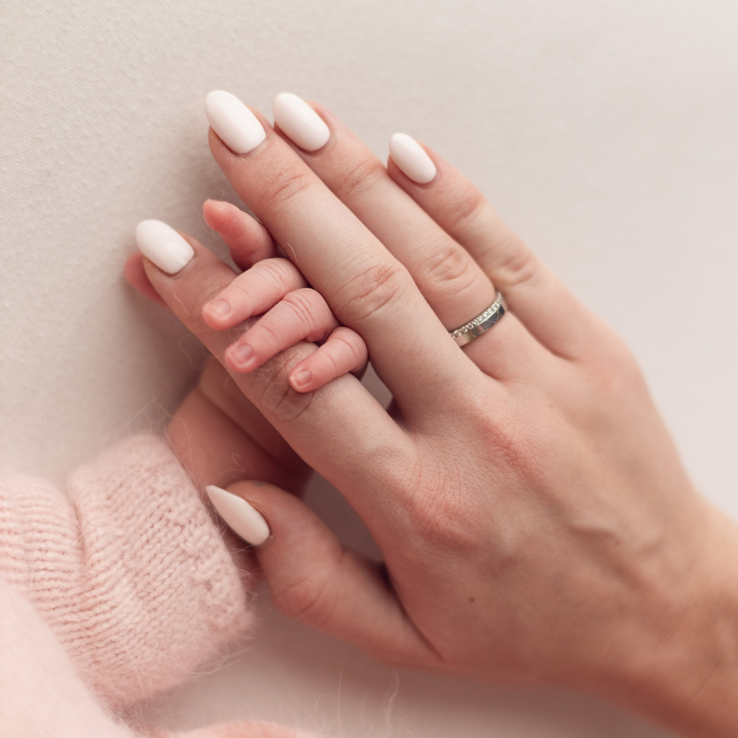 фотосессия новорожденного в краснодаре ньюборн краснодар фотограф новорожденных краснодар фотостудия для новорожденных детский фотограф сьемка новорождённого в Краснодаре