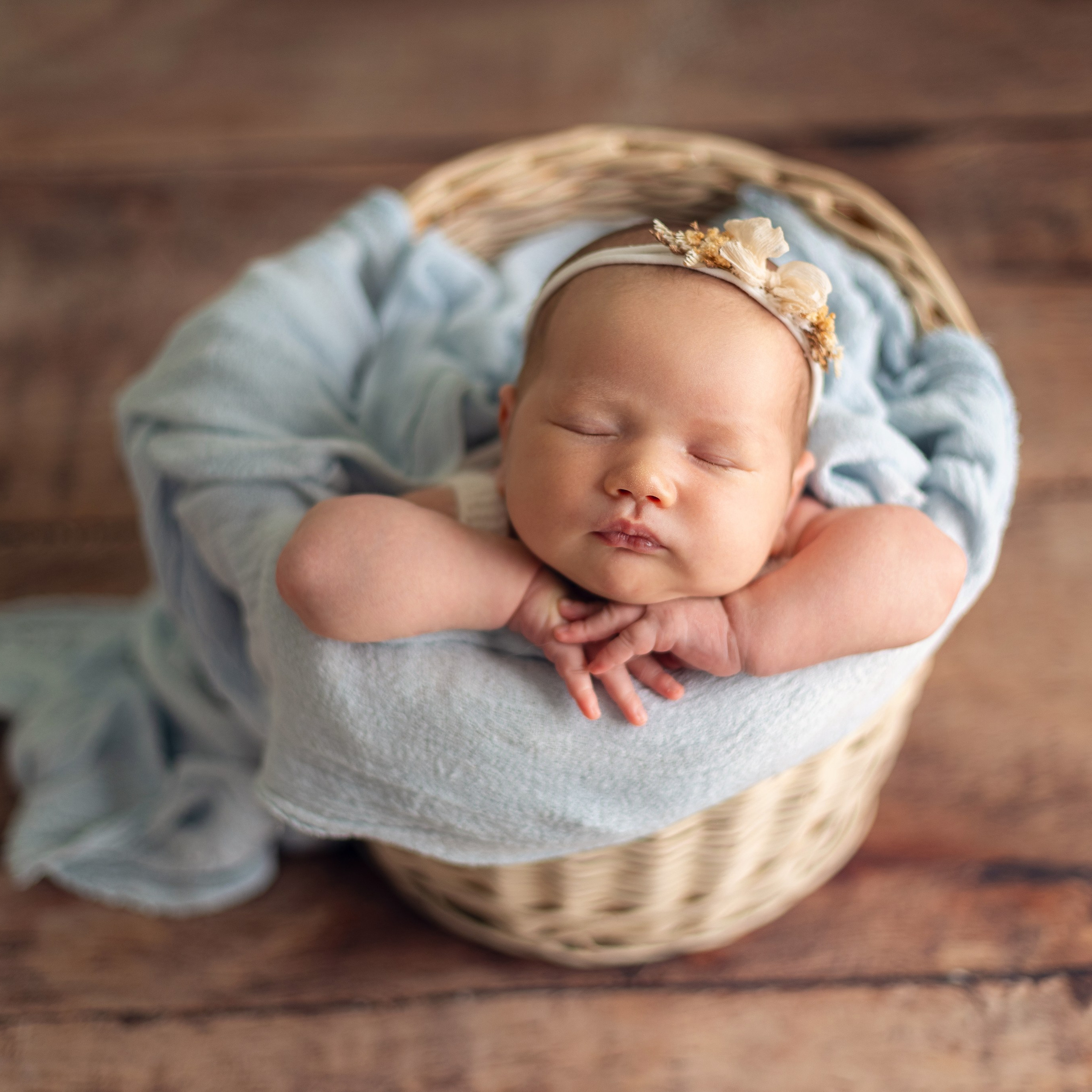 фотосессия новорожденного в краснодаре ньюборн краснодар фотограф новорожденных краснодар фотостудия для новорожденных детский фотограф сьемка новорождённого в Краснодаре