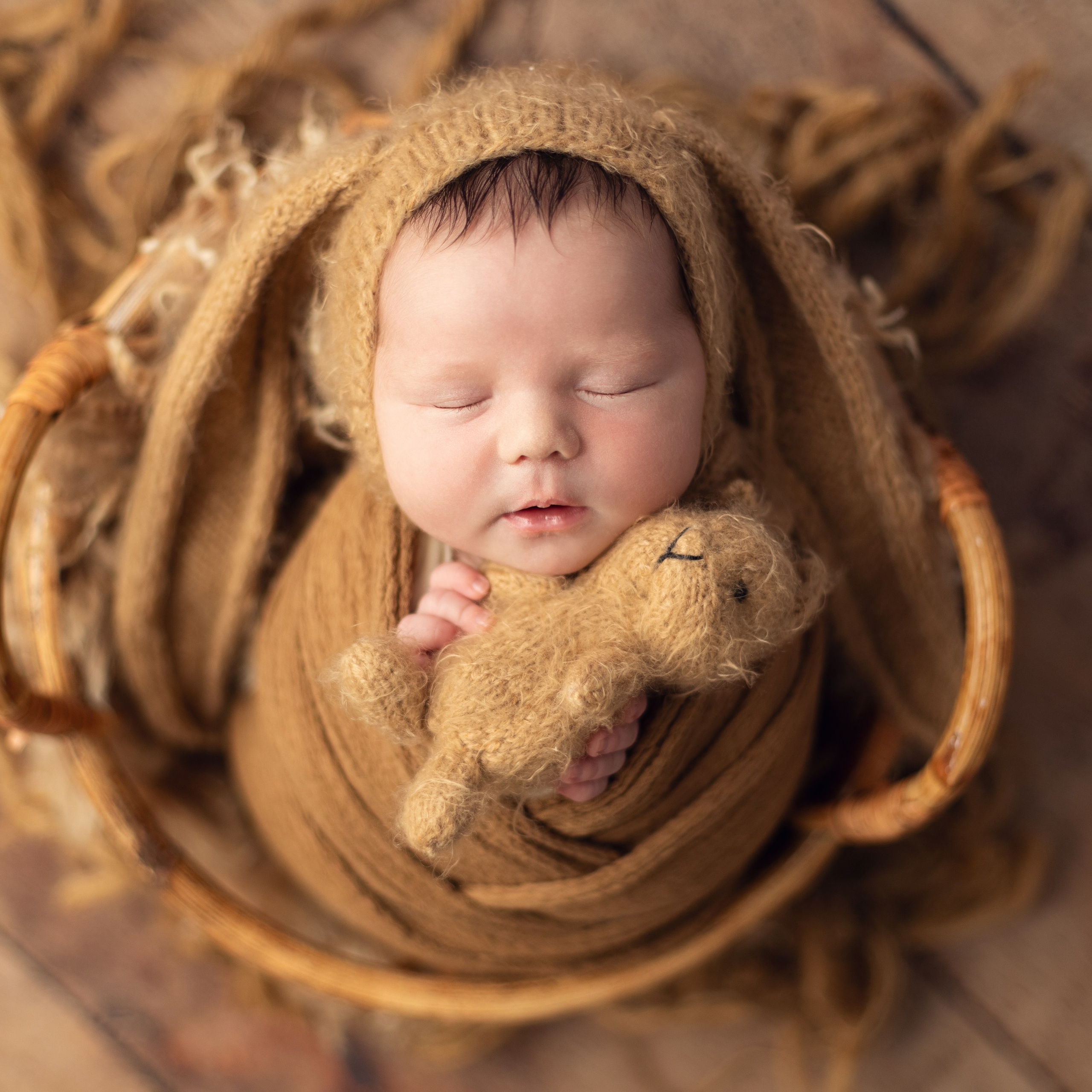 фотосессия новорожденного в краснодаре ньюборн краснодар фотограф новорожденных краснодар фотостудия для новорожденных детский фотограф сьемка новорождённого в Краснодаре