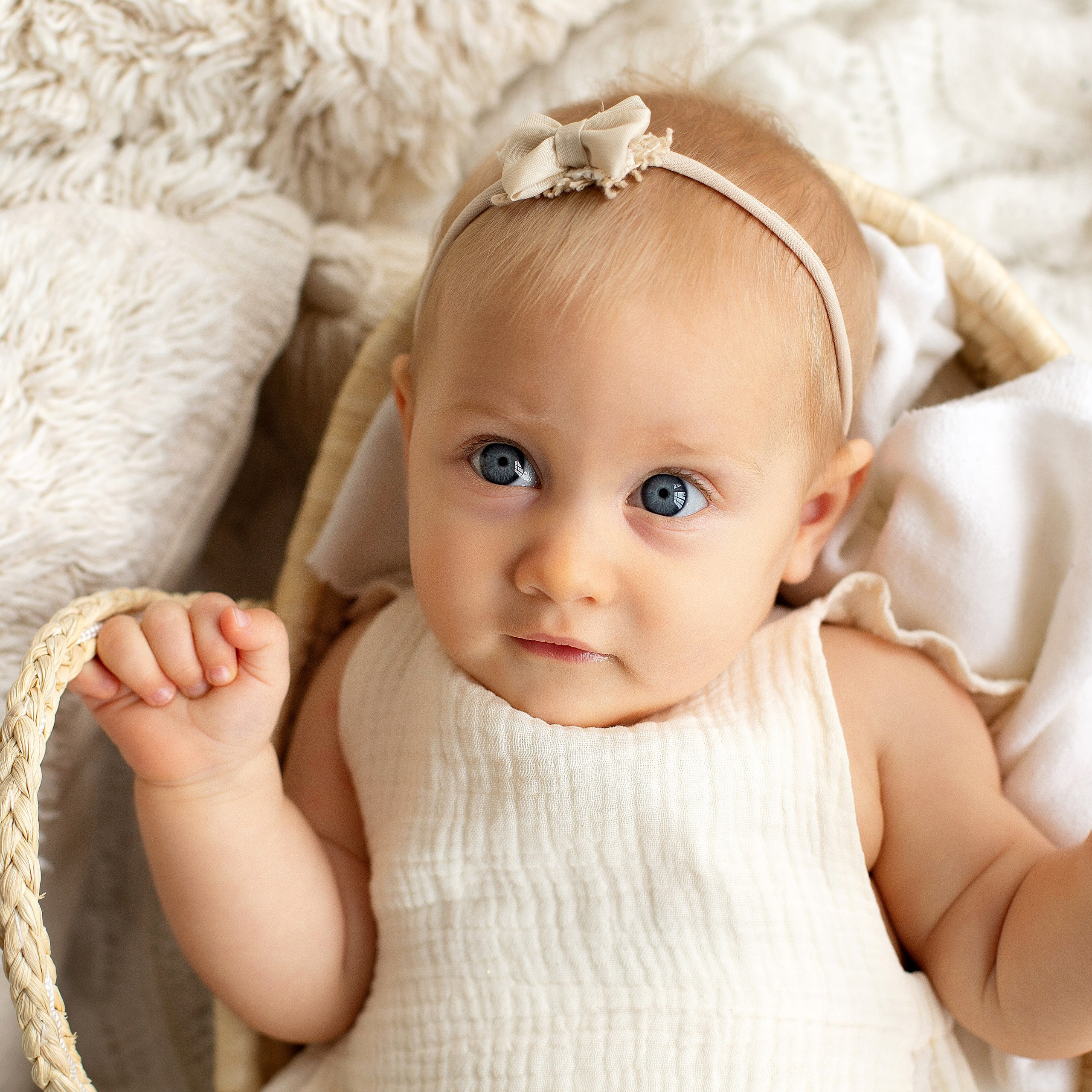 Малыши до года. Семейный и детский фотограф в Омске Юлия Жукова