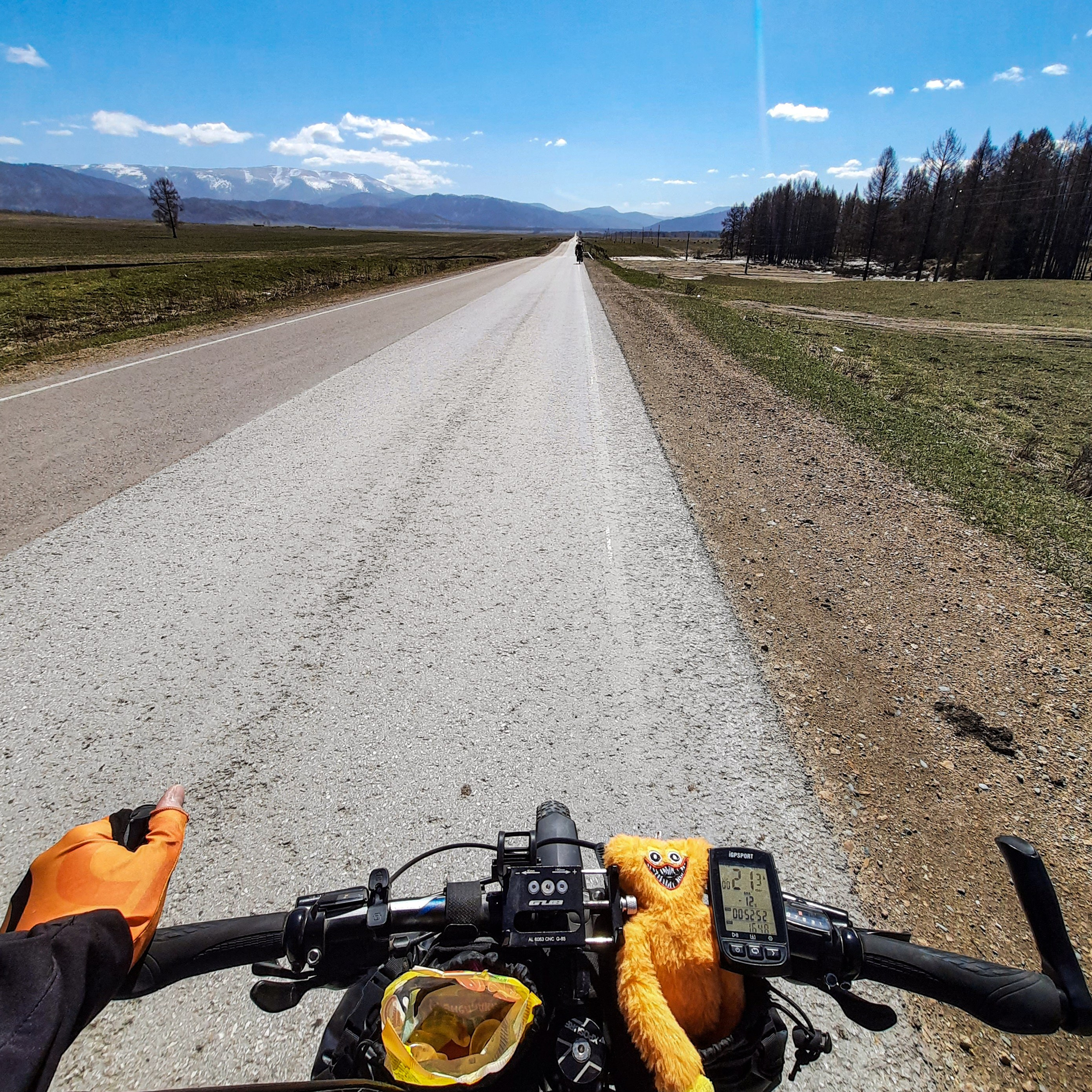 Как Генка Большой вёз Хагги Вагги на Тюнгурскую тропу. Gennady Travel