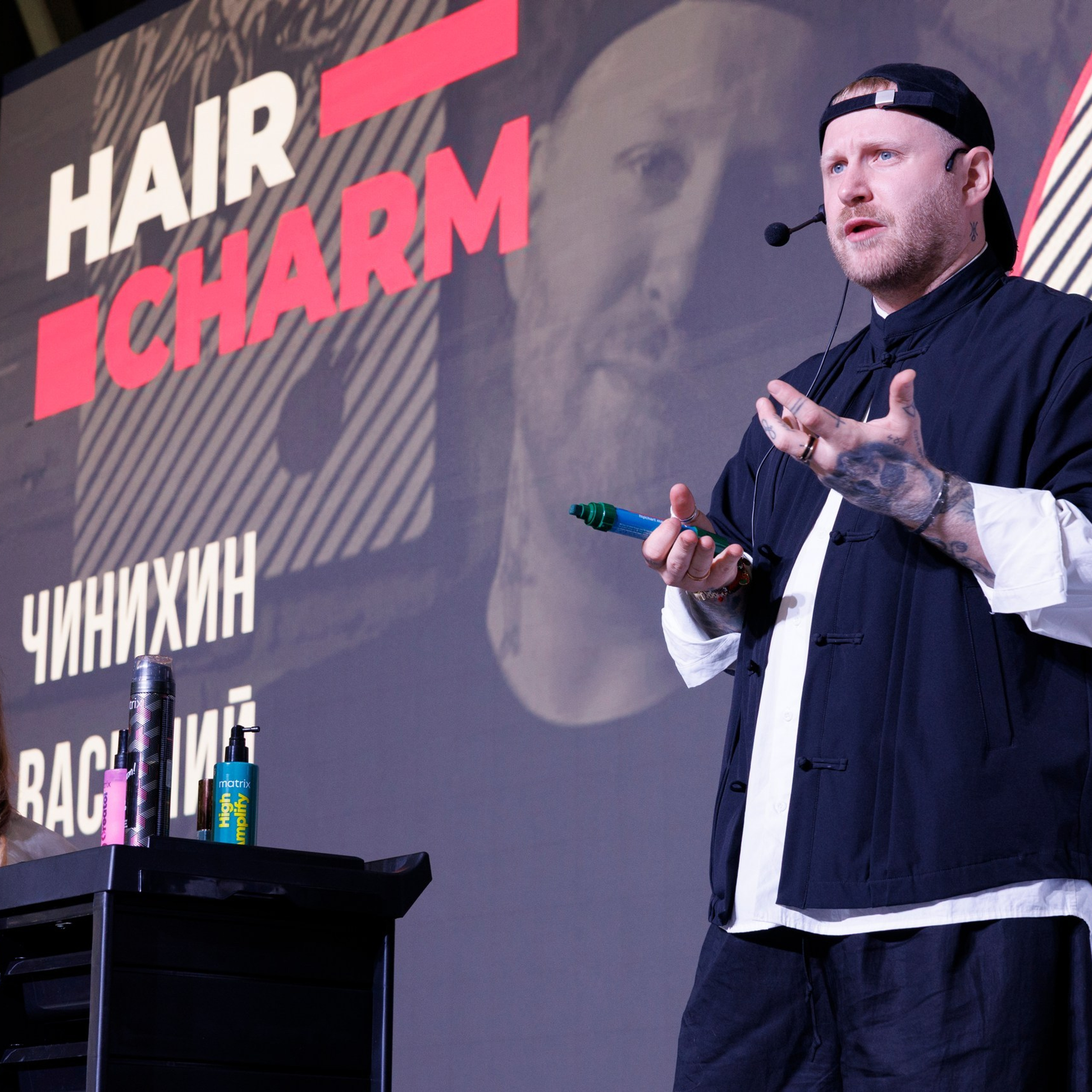 Подиум HairCHARM 2025