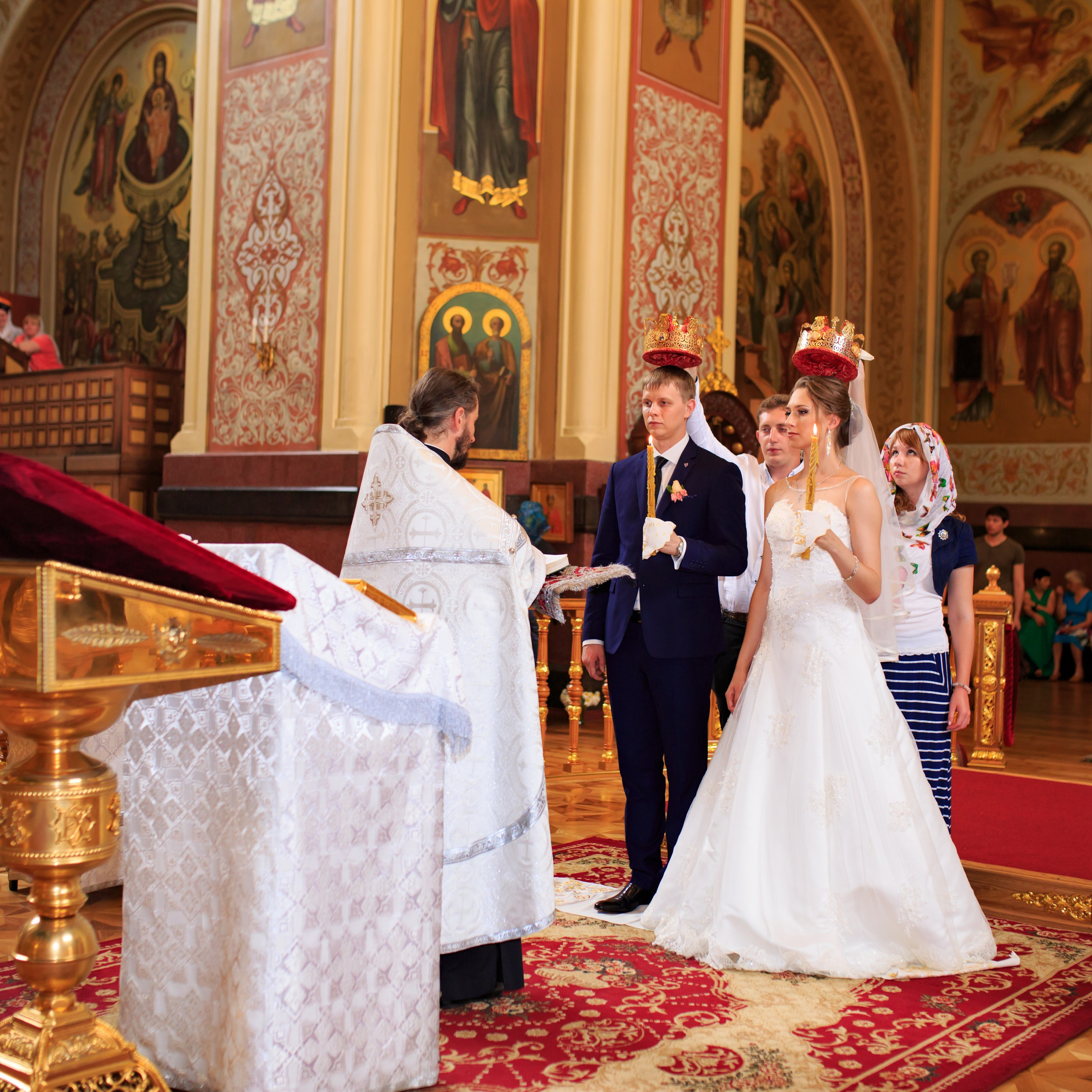 Свадебный фотограф в Краснодаре: Профессиональная свадебная фотосъемка. Интерьерная фотостудия FOTOGEN г. Краснодар