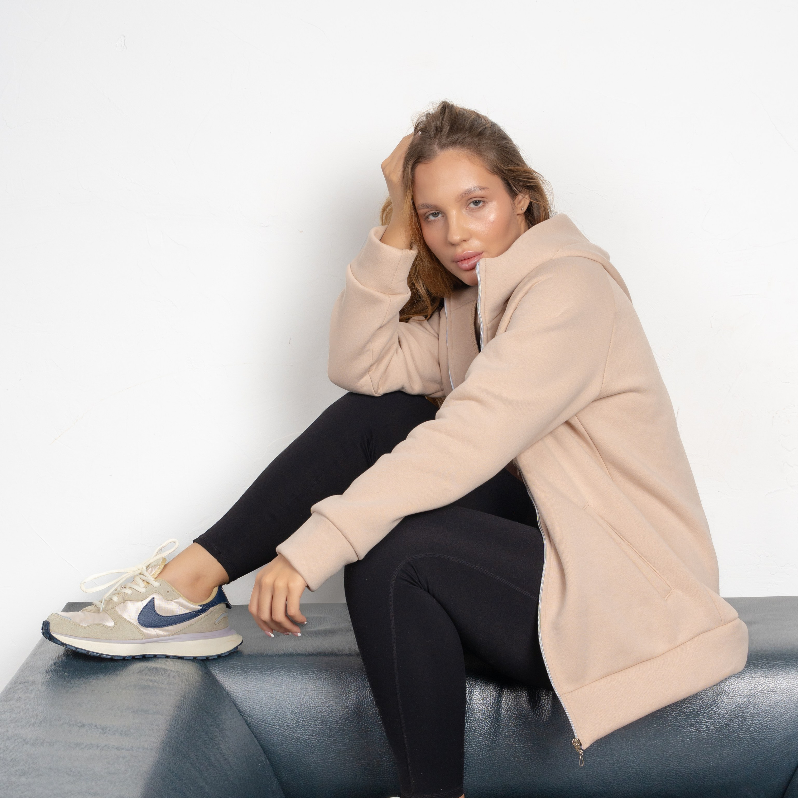 Женская одежда-предметная съемка для маркетплейсов old | Sale Easy