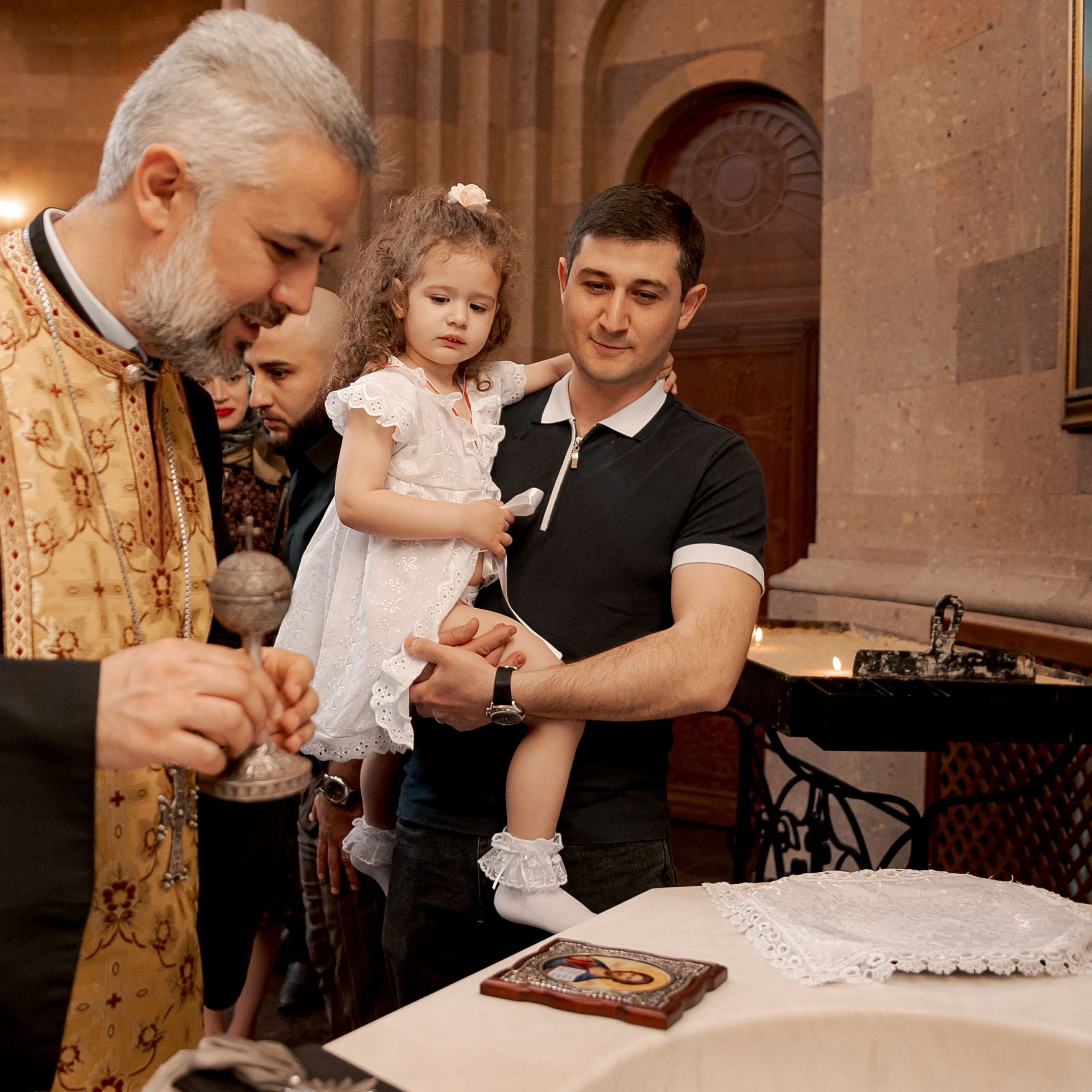 Фотосессия крещения. Фотограф Константин Калачёв