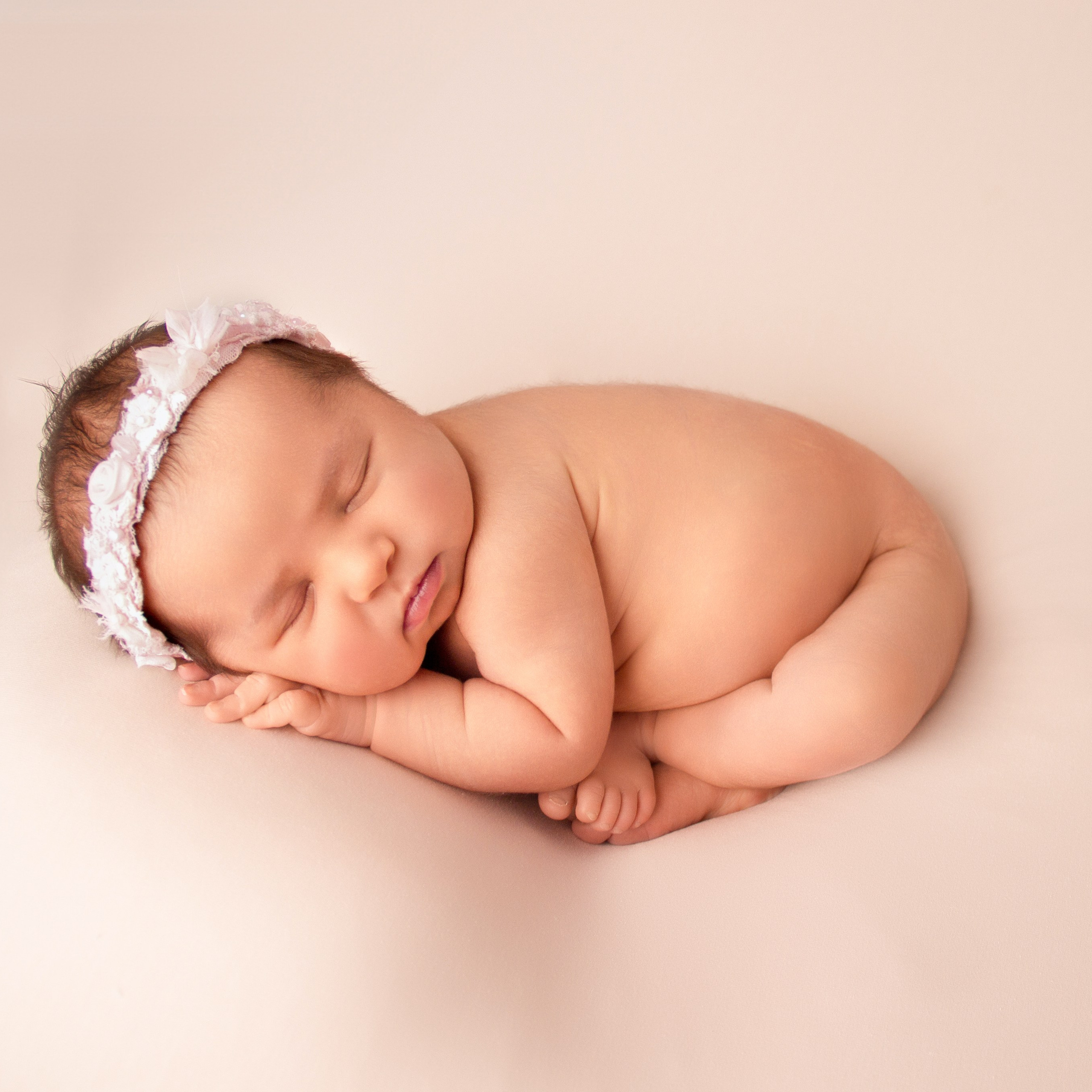 Фотограф новорожденных в г. Москве и Люберцах