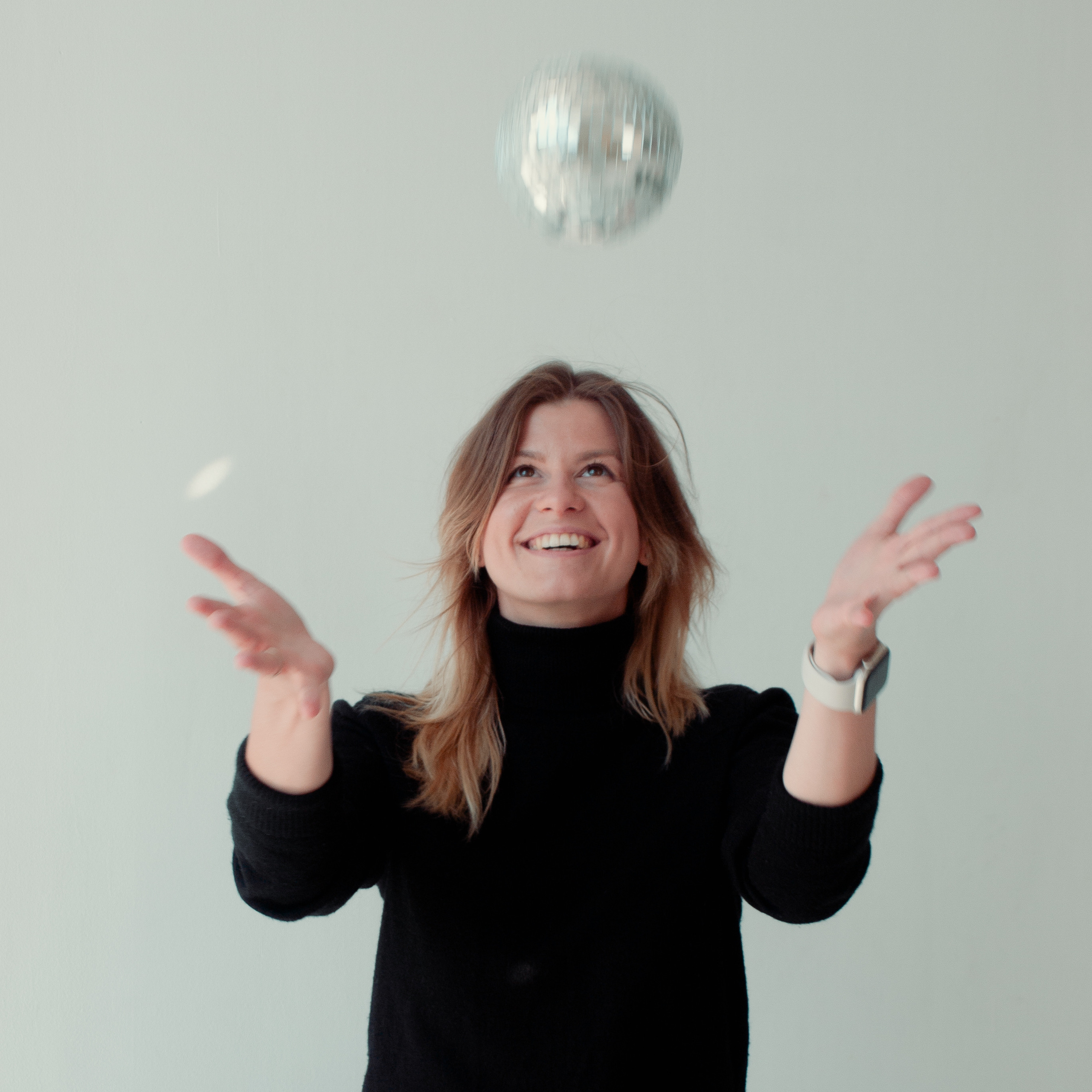 «Знакомство» в студии. От 6ооо р. Женя Красовская | Фотограф | Визуал для брендов