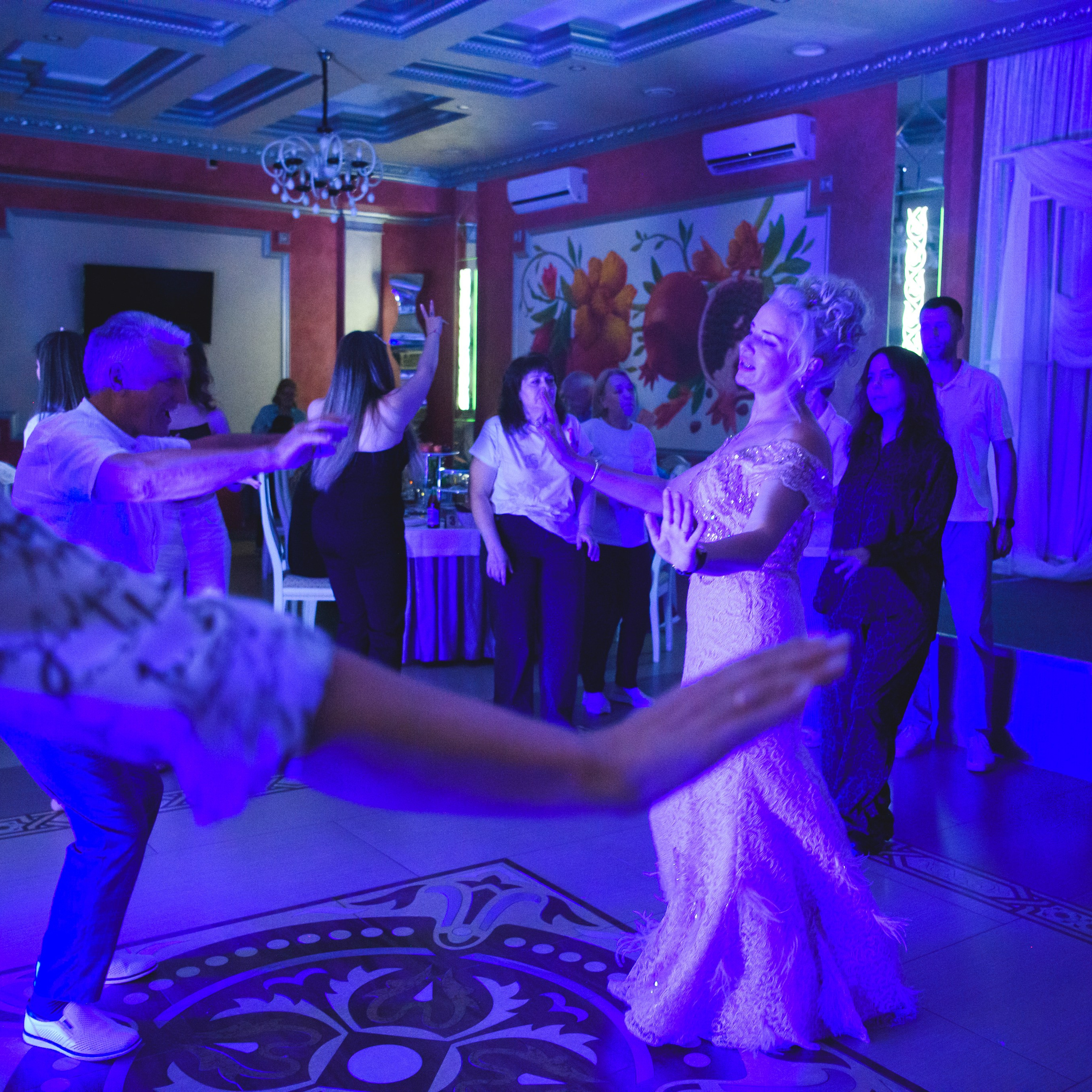 Фотосъемка свадьбы, семейных торжеств, девичника. Фотохудожник Нина Жихарева