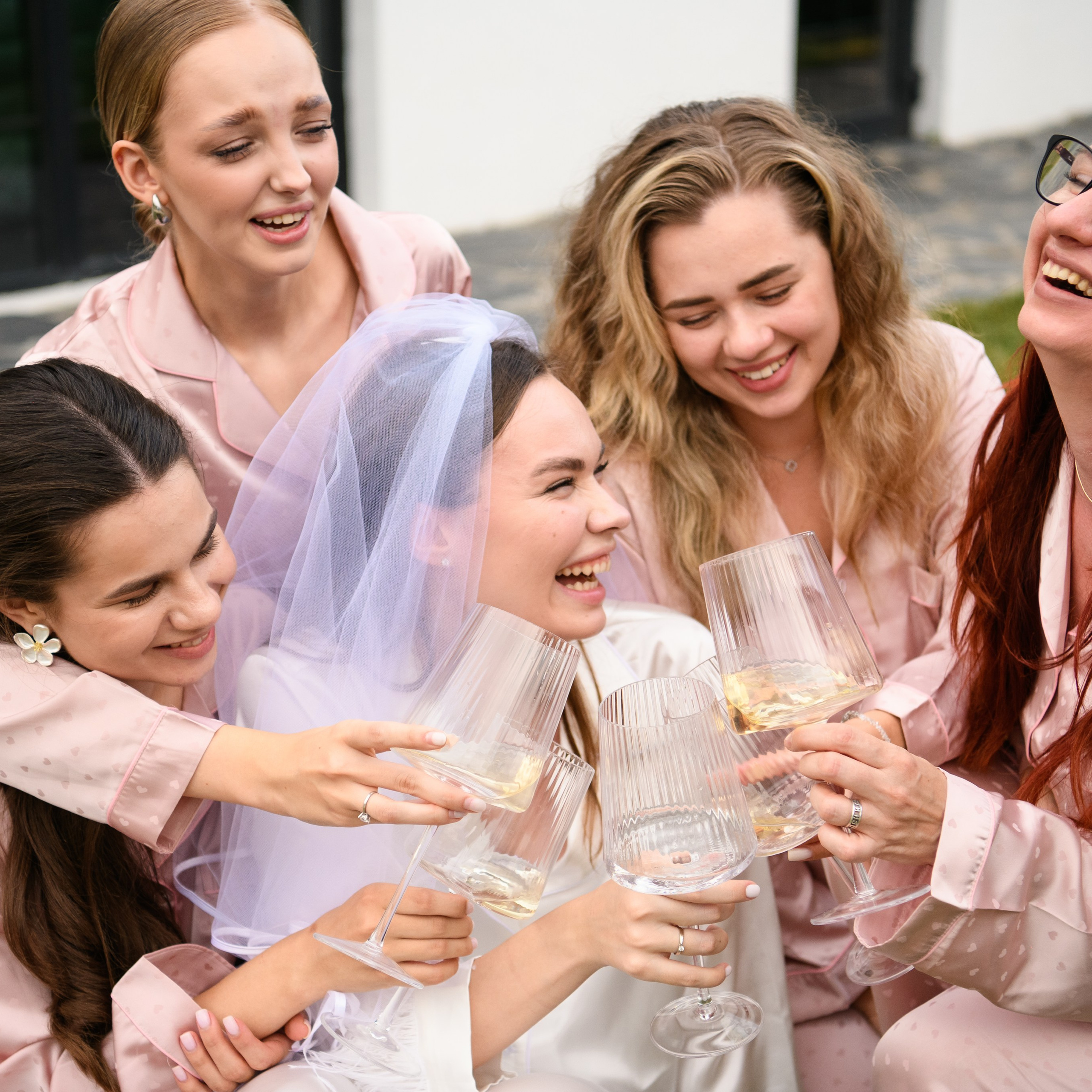 Фотосъемка свадьбы, семейных торжеств, девичника. Фотохудожник Нина Жихарева