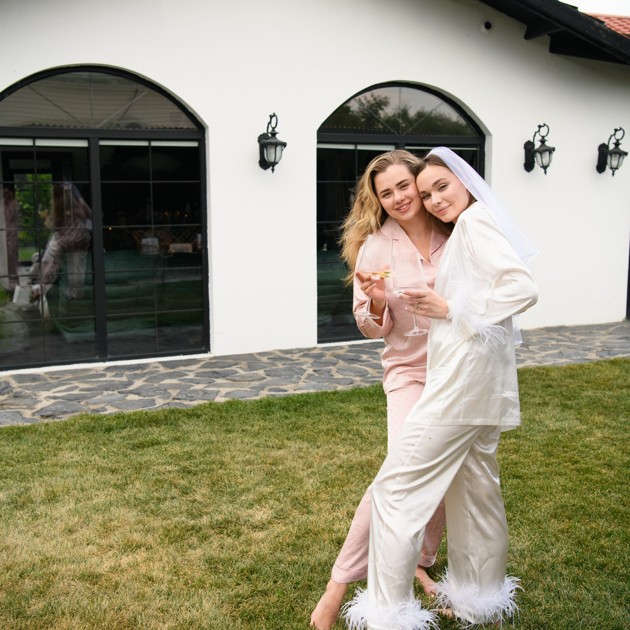 Фотосъемка свадьбы, семейных торжеств, девичника. Фотохудожник Нина Жихарева