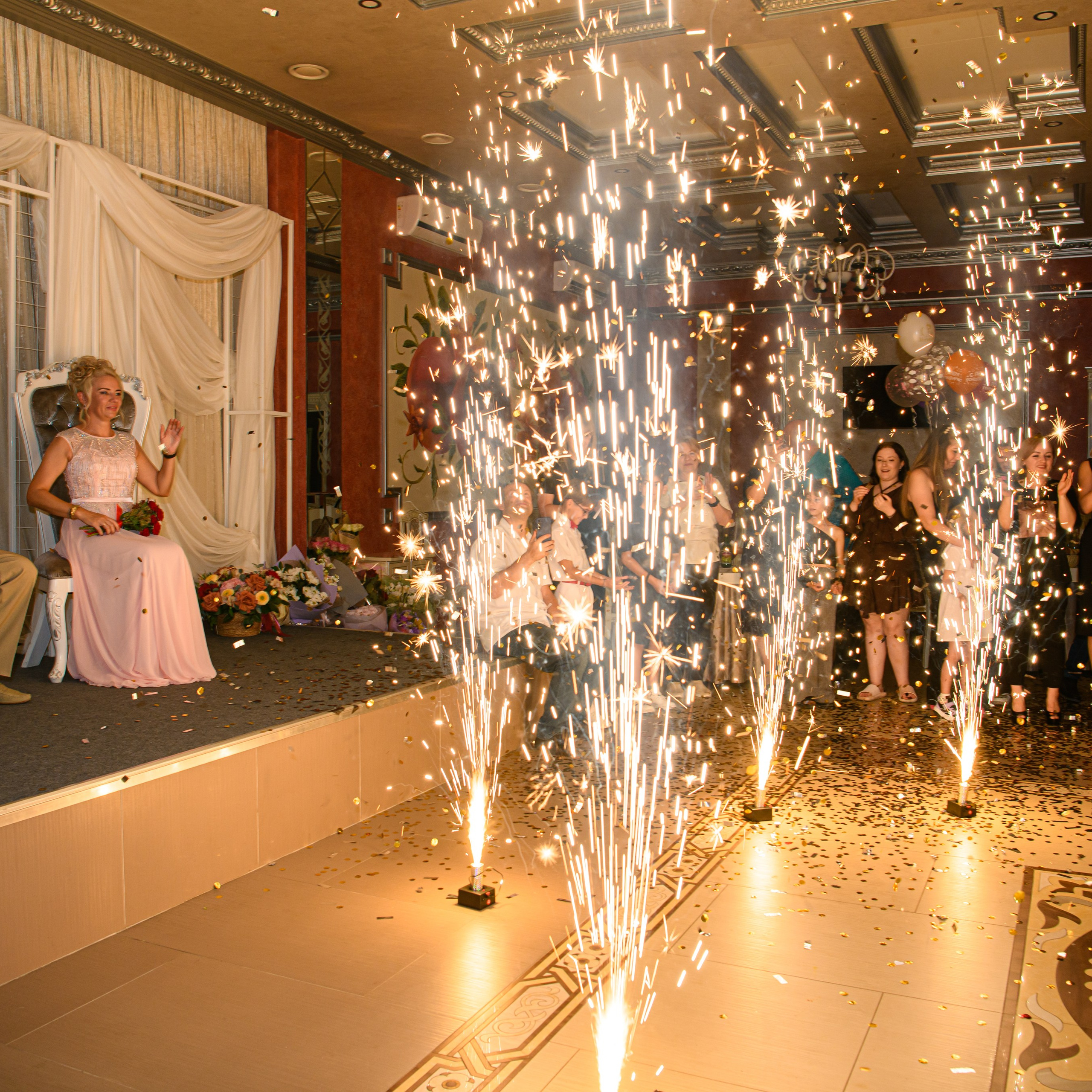 Фотосъемка свадьбы, семейных торжеств, девичника. Фотохудожник Нина Жихарева