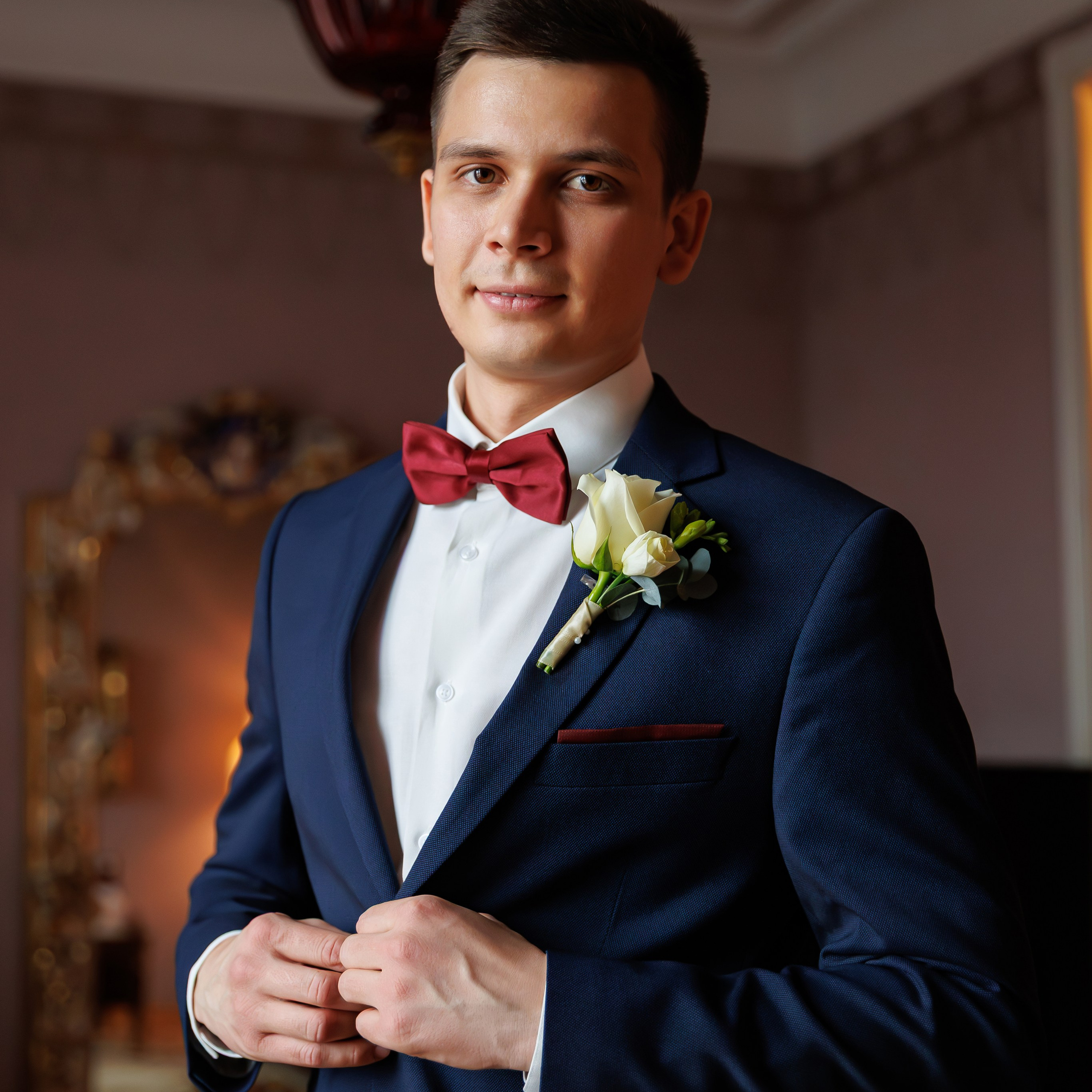 Свадебная фотосессия в гостинице Националь. Свадебный фотограф Москва и МО Сергей Киржаев