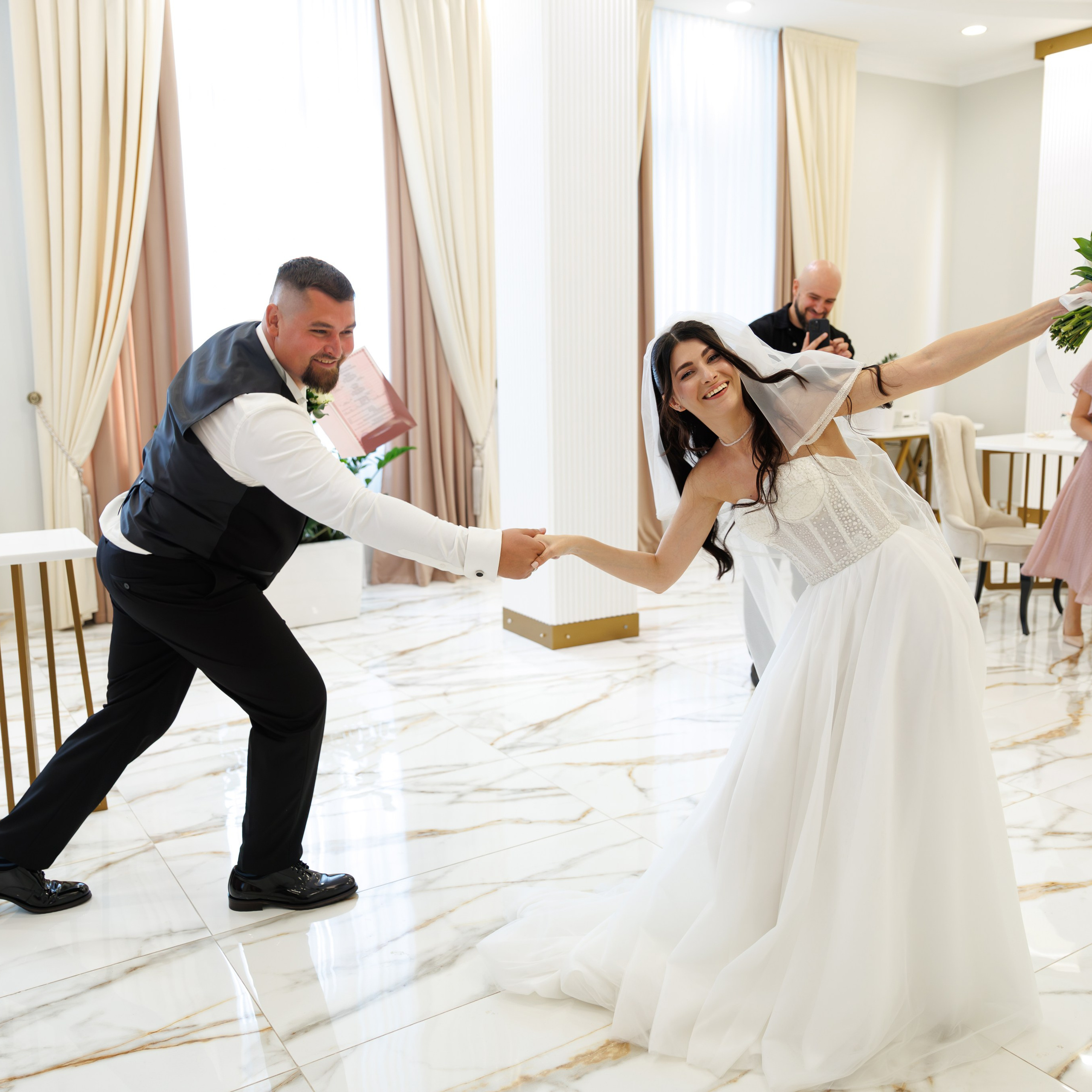 Регистрация брака в Шипиловском ЗАГСе, обзор и особенности. Свадебный фотограф Москва и МО Сергей Киржаев