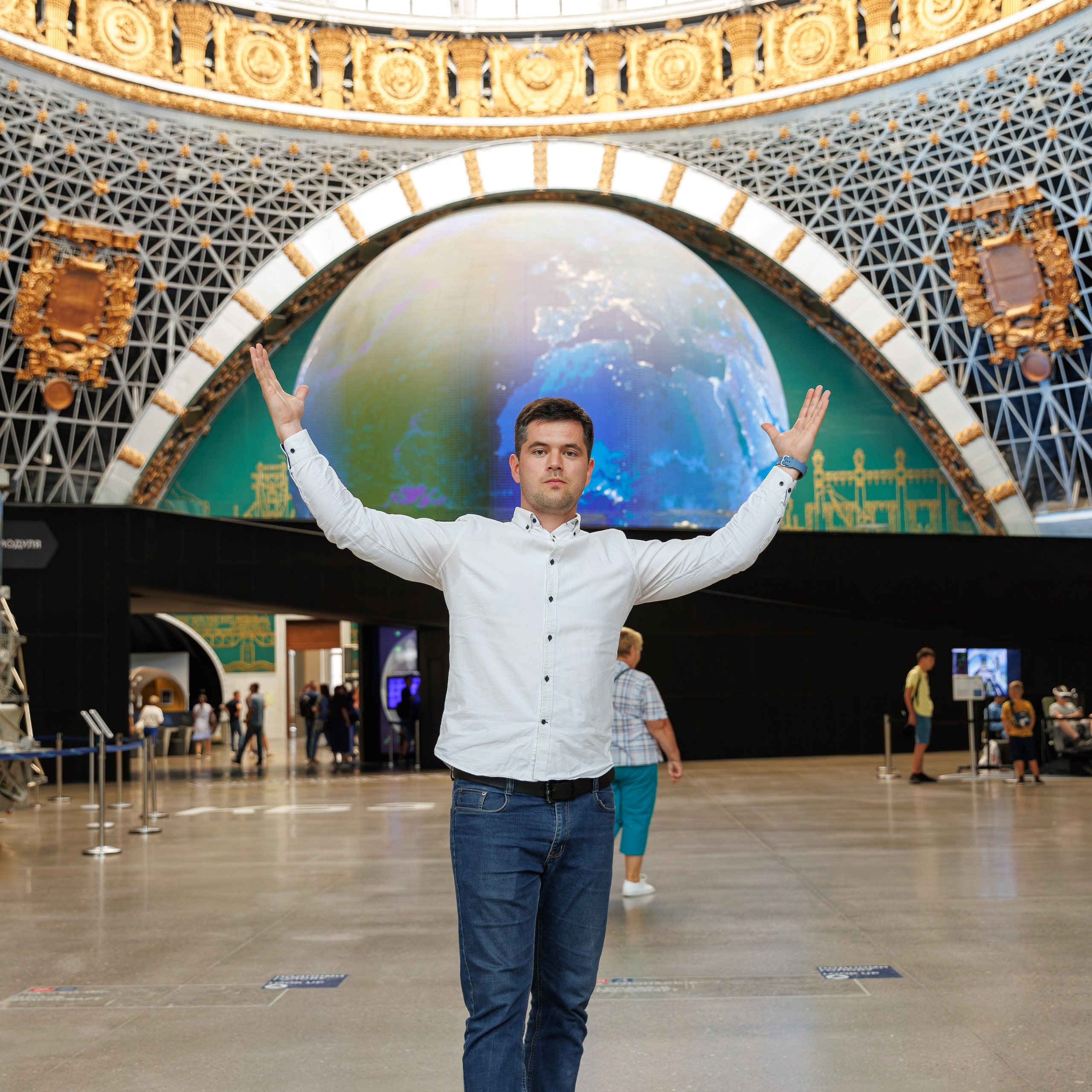 Регистрация брака в павильоне Космос на ВДНХ. Свадебный фотограф Москва и МО Сергей Киржаев