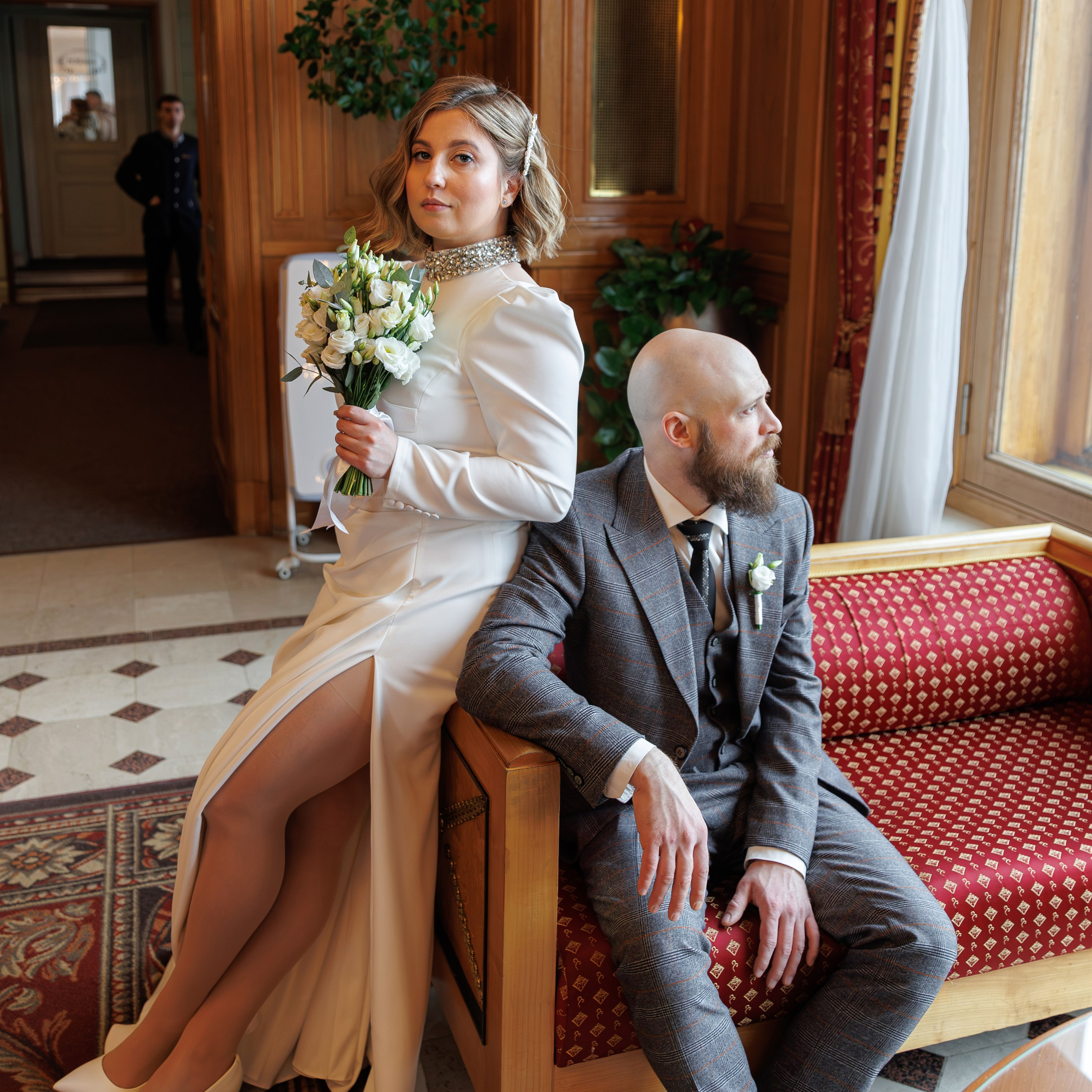 Свадебная фотосессия в гостинице Националь. Свадебный фотограф Москва и МО Сергей Киржаев