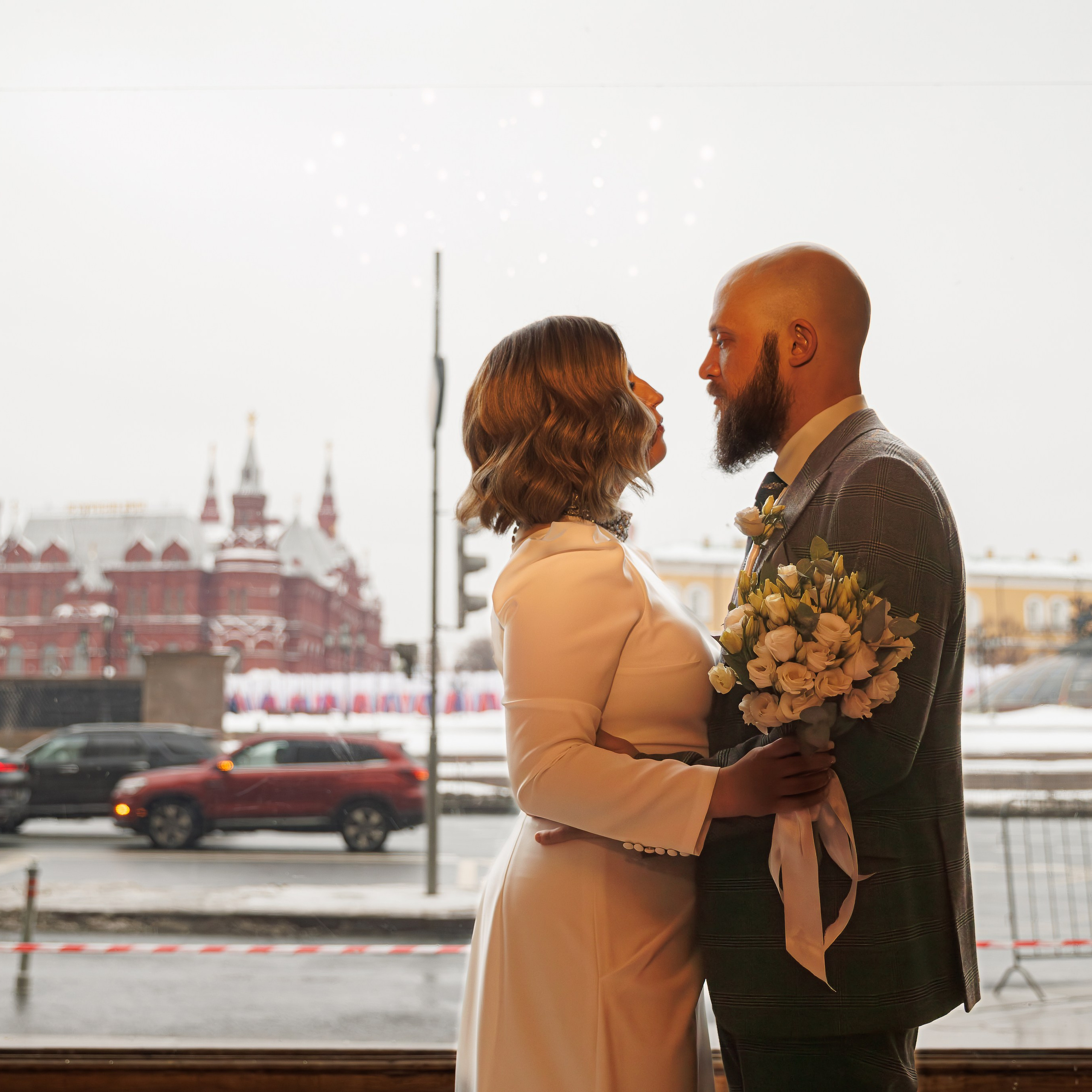 Свадебная фотосессия в гостинице Националь. Свадебный фотограф Москва и МО Сергей Киржаев