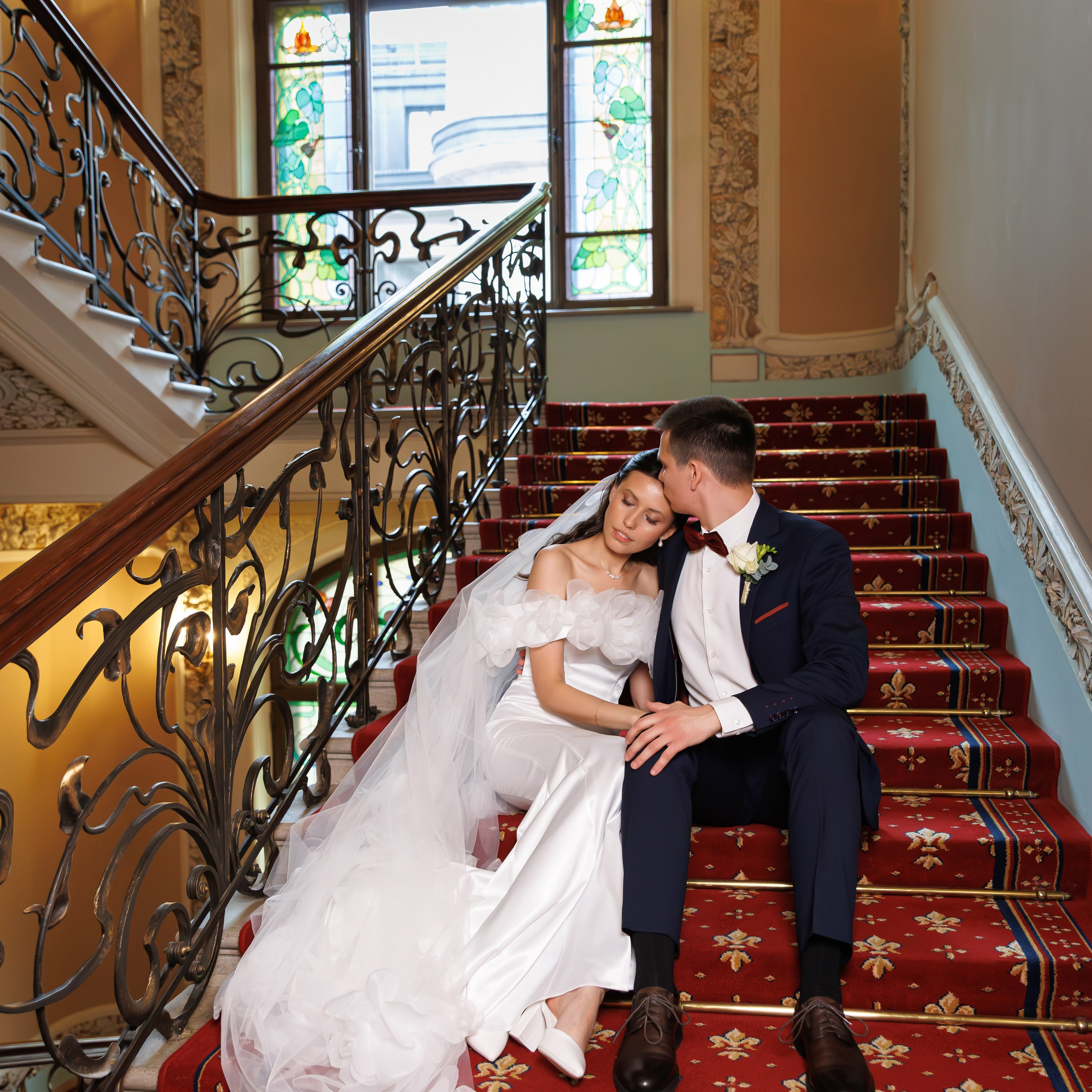 Свадебная фотосессия в гостинице Националь. Свадебный фотограф Москва и МО Сергей Киржаев