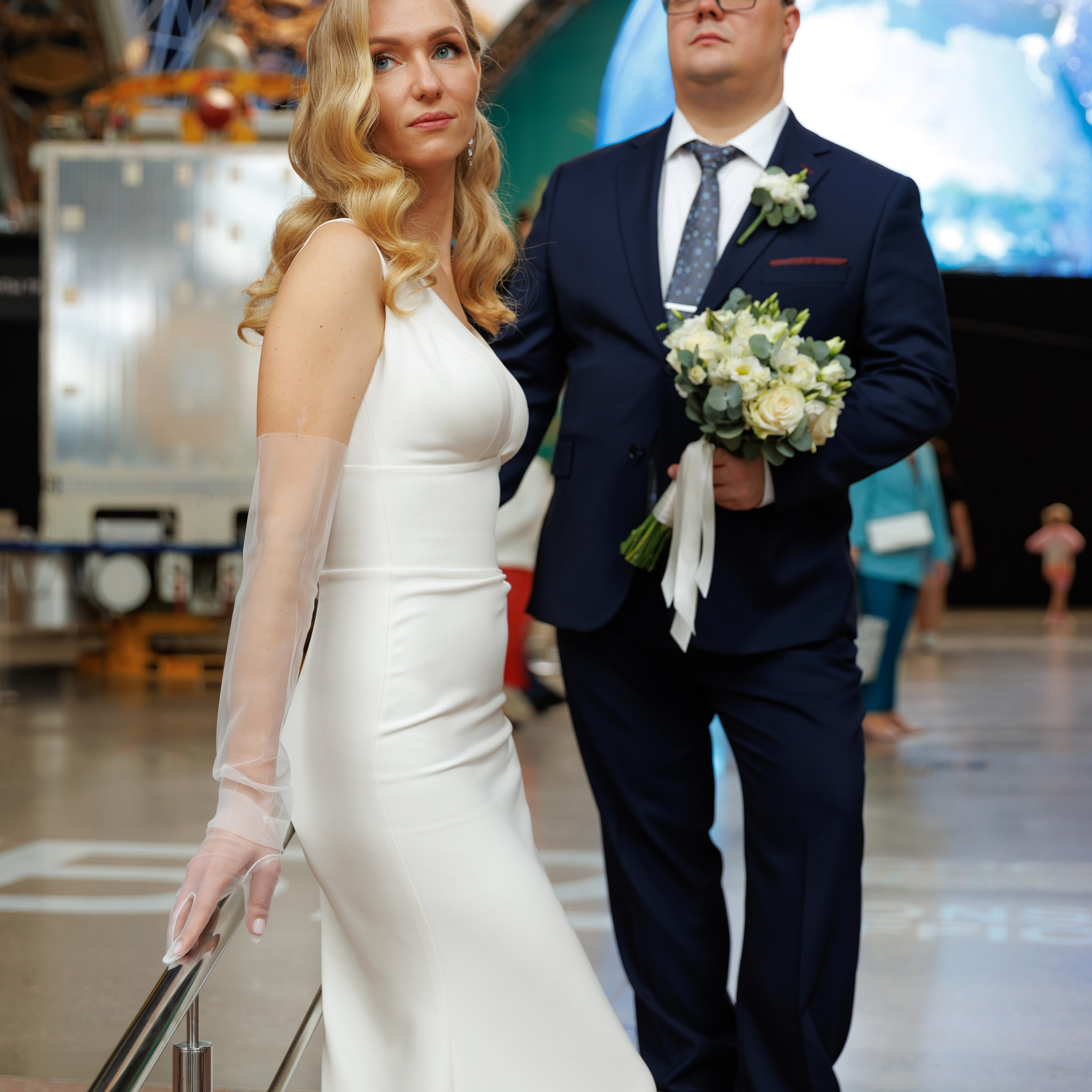 Регистрация брака в павильоне Космос на ВДНХ. Свадебный фотограф Москва и МО Сергей Киржаев