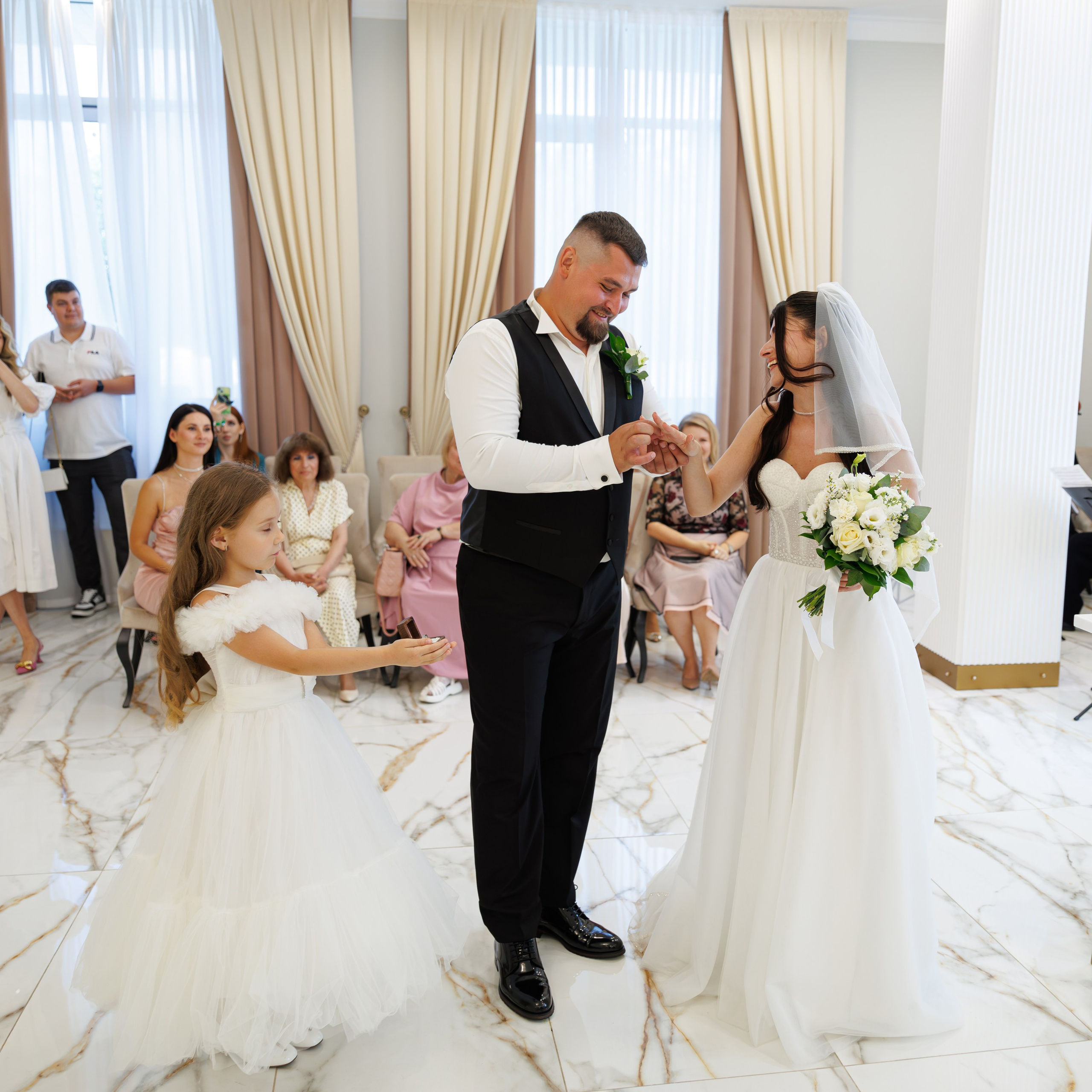 Регистрация брака в Шипиловском ЗАГСе, обзор и особенности. Свадебный фотограф Москва и МО Сергей Киржаев