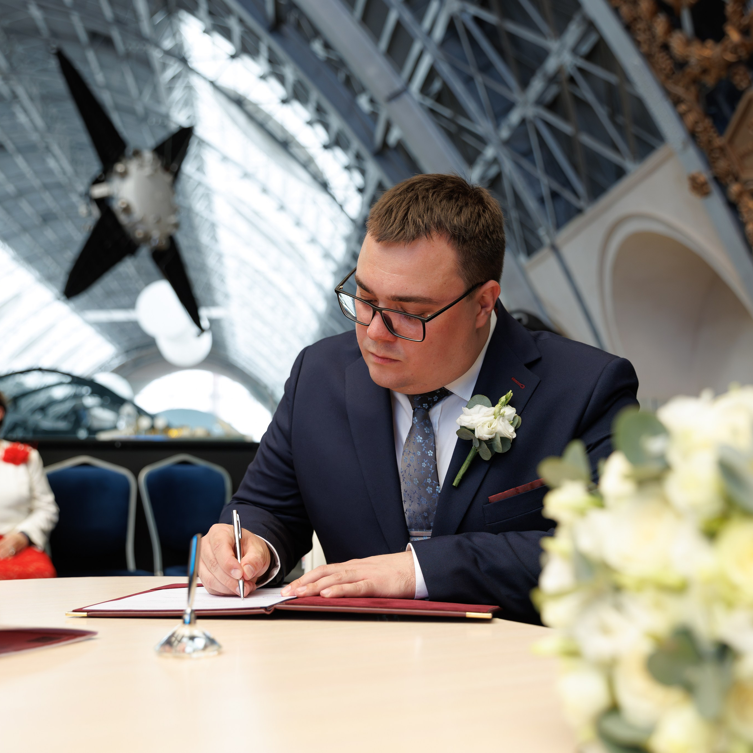 Регистрация брака в павильоне Космос на ВДНХ. Свадебный фотограф Москва и МО Сергей Киржаев