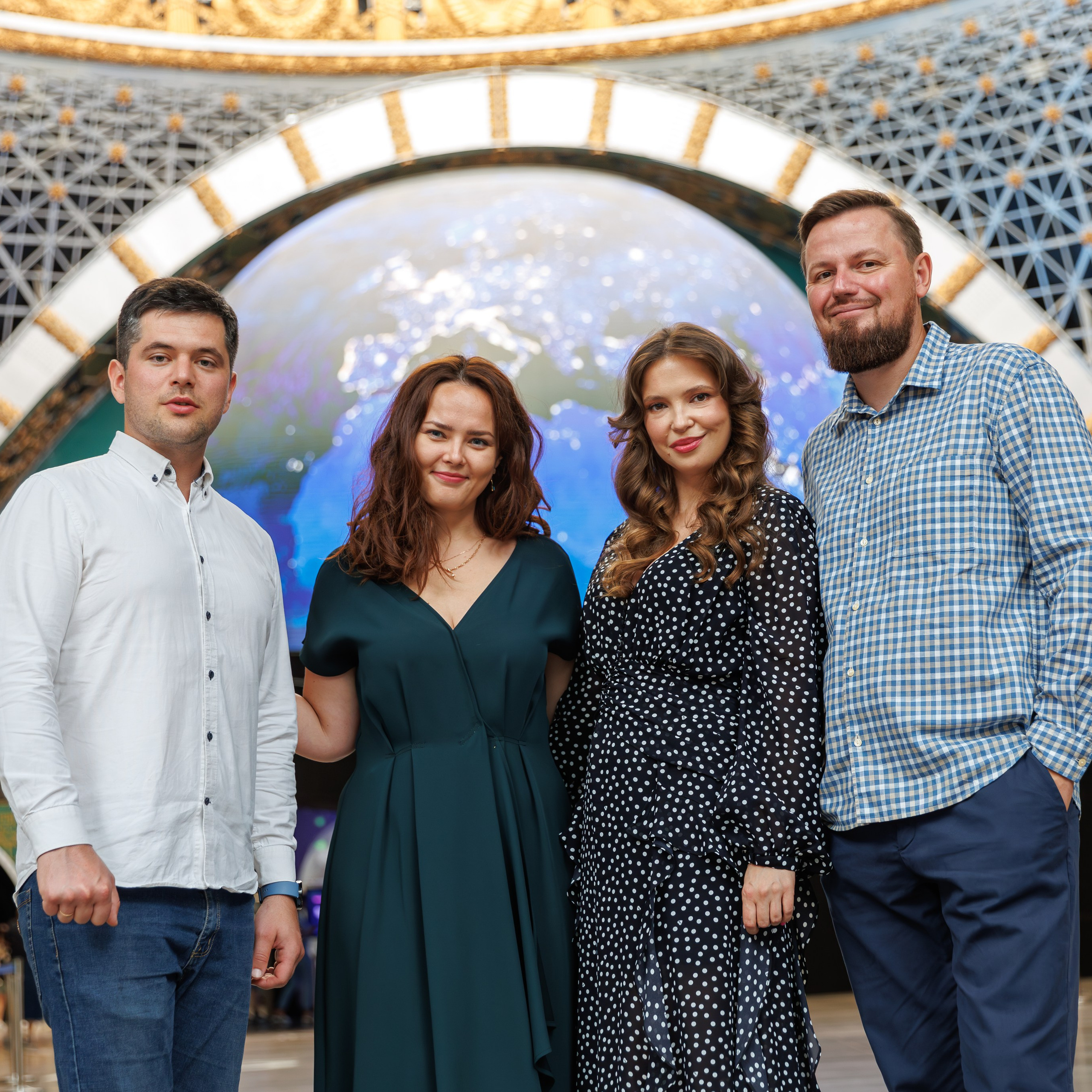 Регистрация брака в павильоне Космос на ВДНХ. Свадебный фотограф Москва и МО Сергей Киржаев