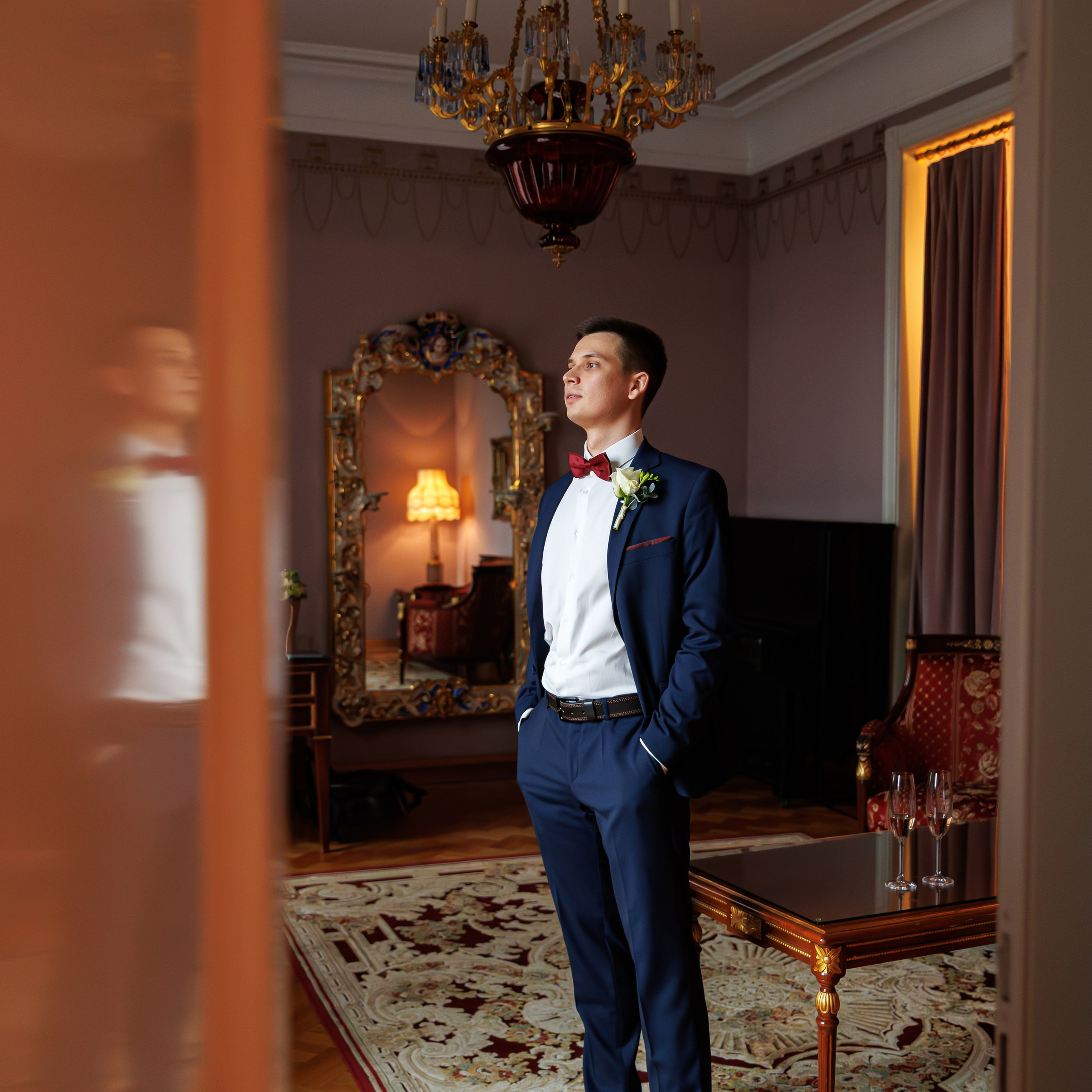 Свадебная фотосессия в гостинице Националь. Свадебный фотограф Москва и МО Сергей Киржаев