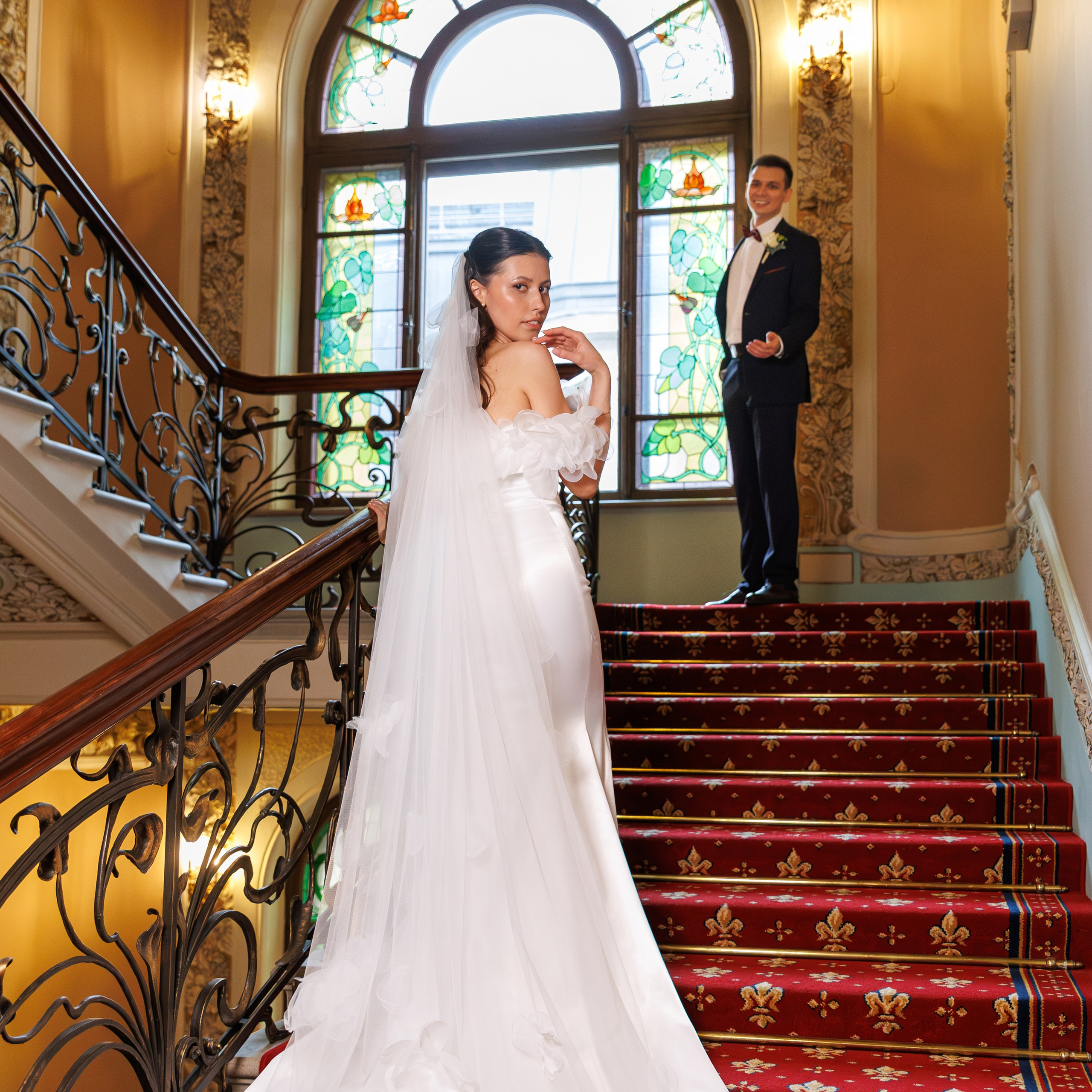 Свадебная фотосессия в гостинице Националь. Свадебный фотограф Москва и МО Сергей Киржаев