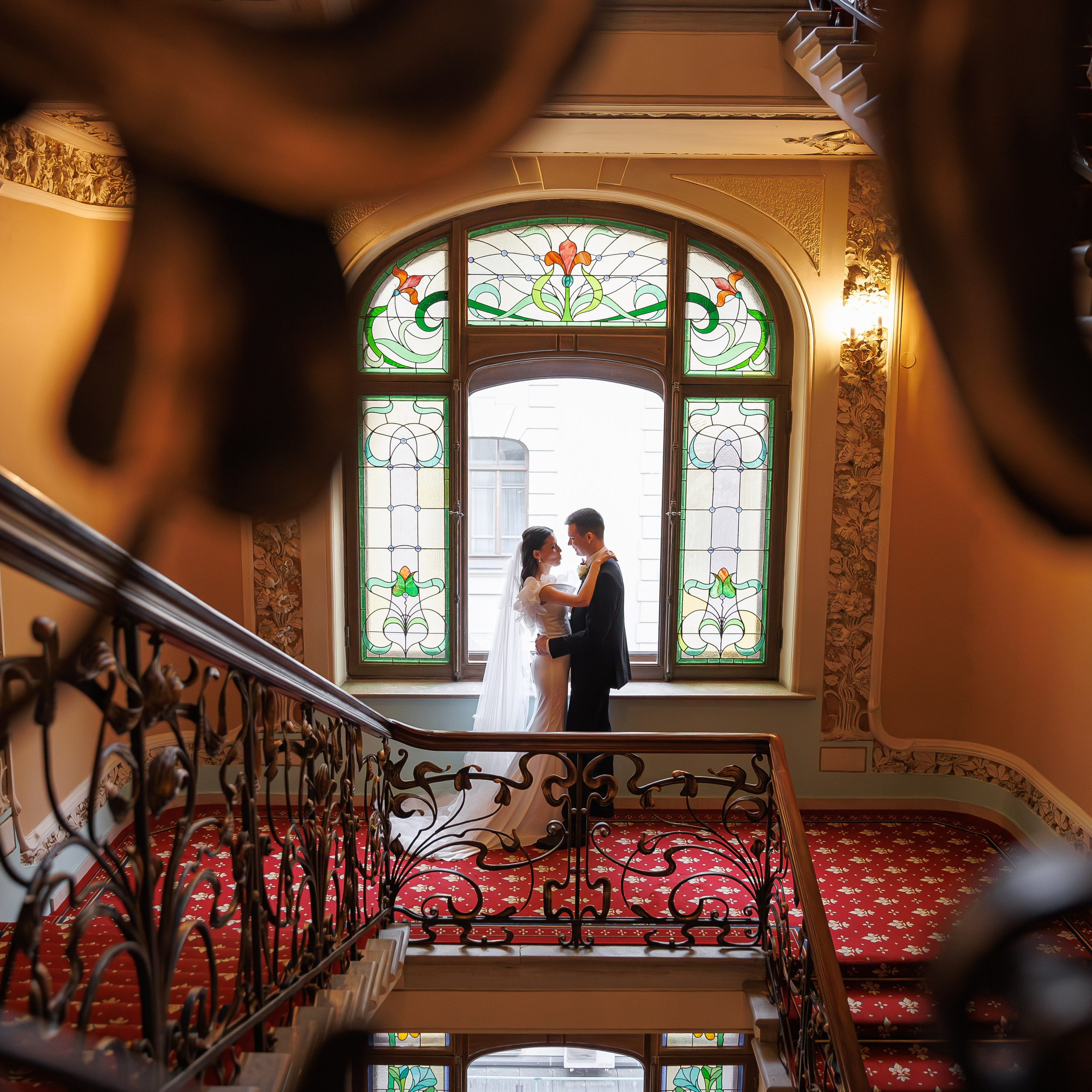 Свадебная фотосессия в гостинице Националь. Свадебный фотограф Москва и МО Сергей Киржаев