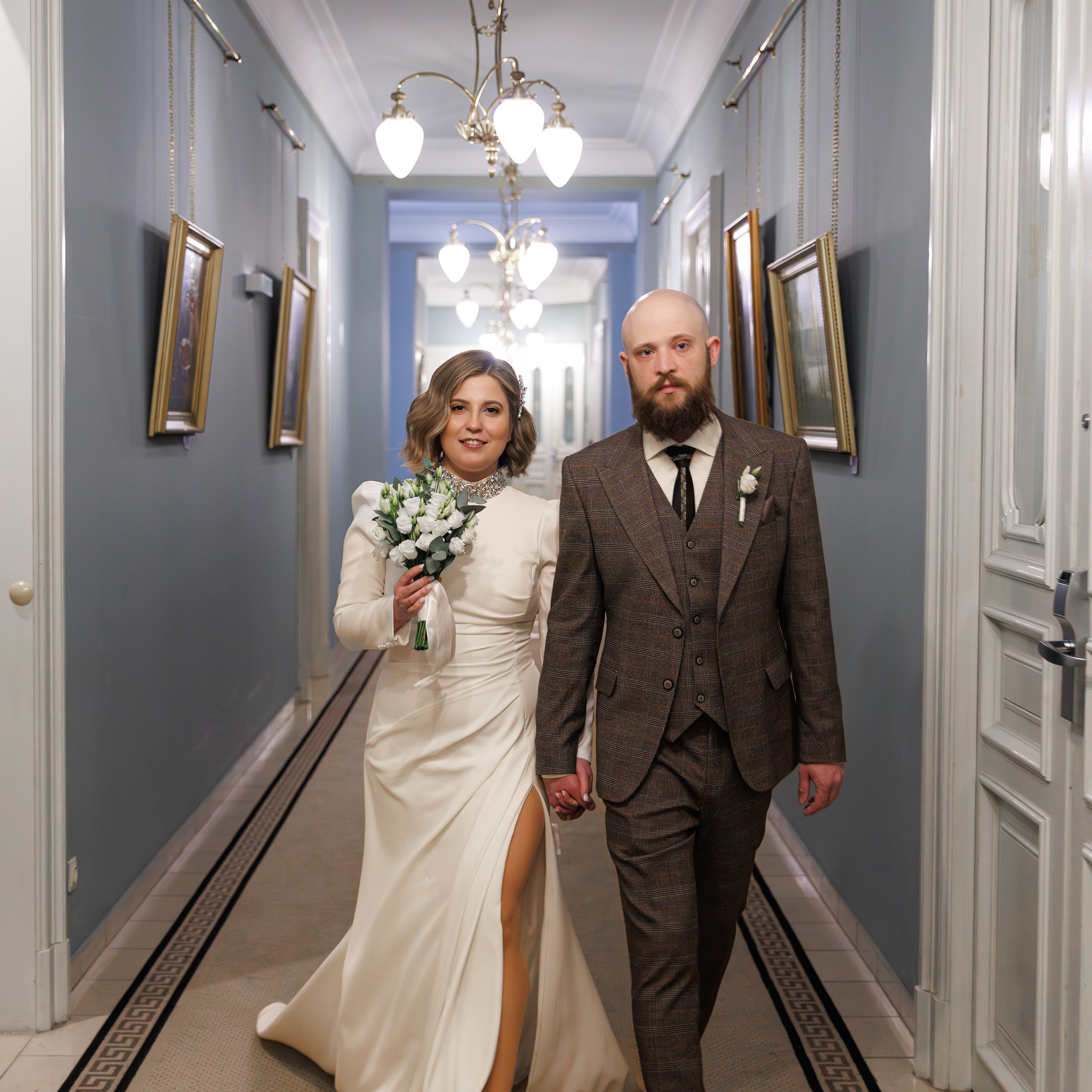 Свадебная фотосессия в гостинице Националь. Свадебный фотограф Москва и МО Сергей Киржаев