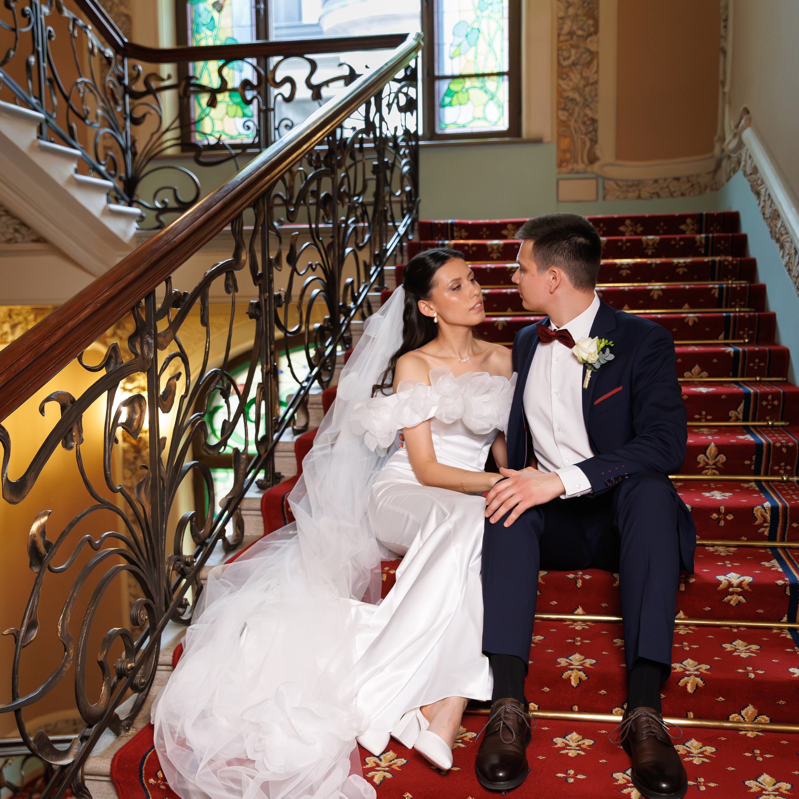 Свадебная фотосессия в гостинице Националь. Свадебный фотограф Москва и МО Сергей Киржаев