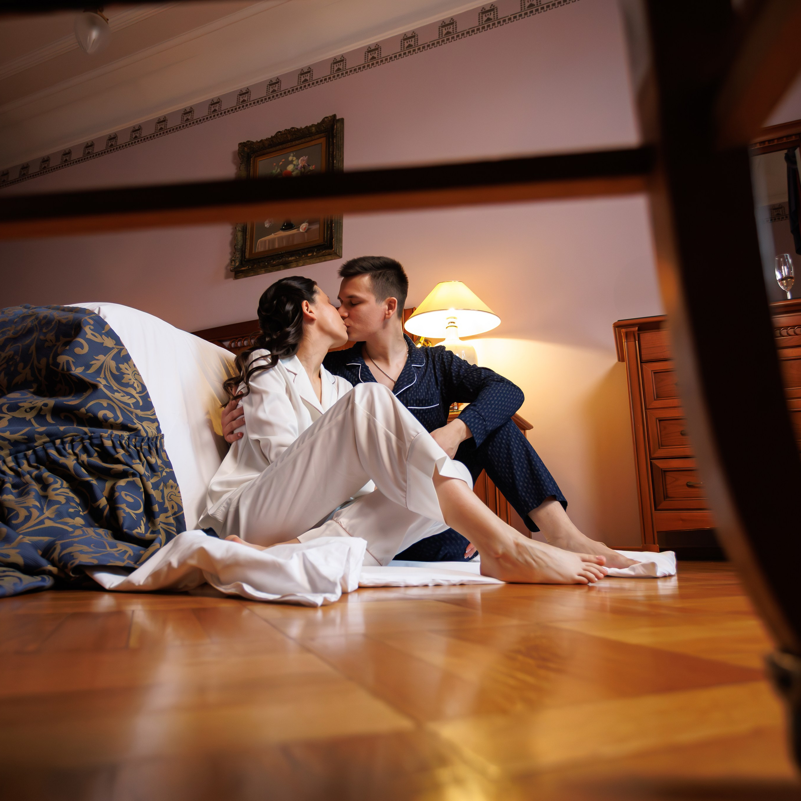 Свадебная фотосессия в гостинице Националь. Свадебный фотограф Москва и МО Сергей Киржаев