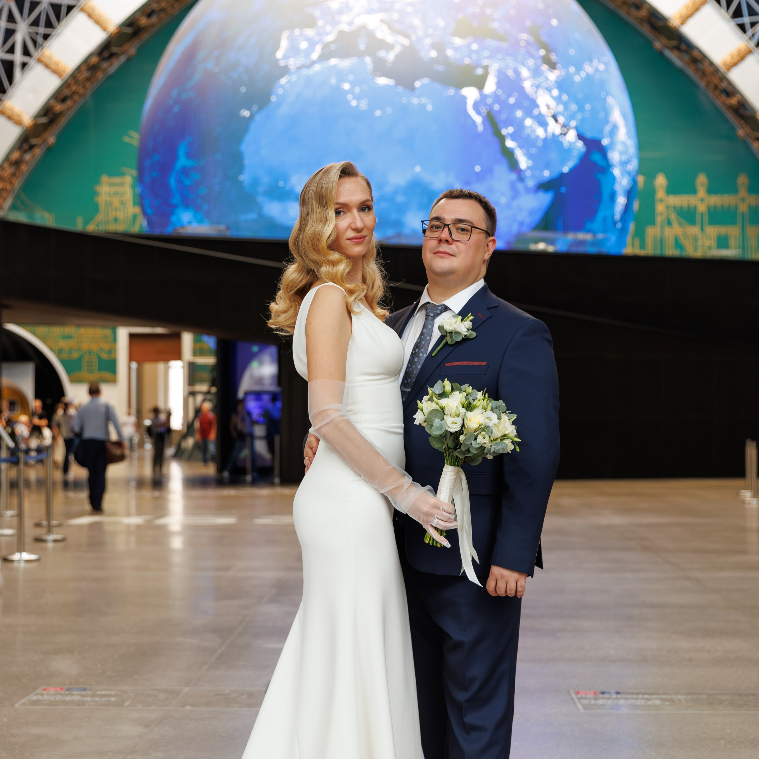 Регистрация брака в павильоне Космос на ВДНХ. Свадебный фотограф Москва и МО Сергей Киржаев