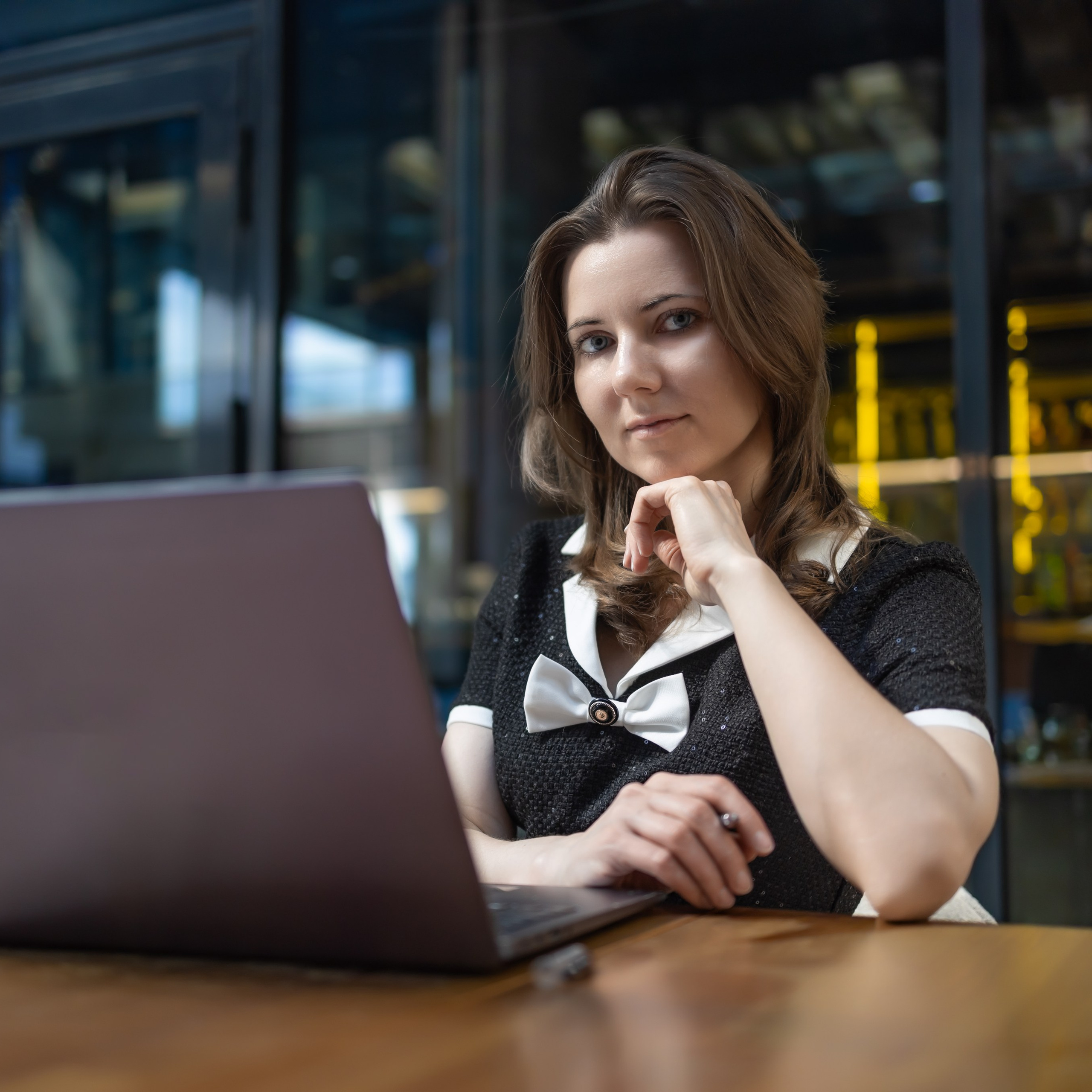 Бизнес стиль на Белой площади. Модель Ирина