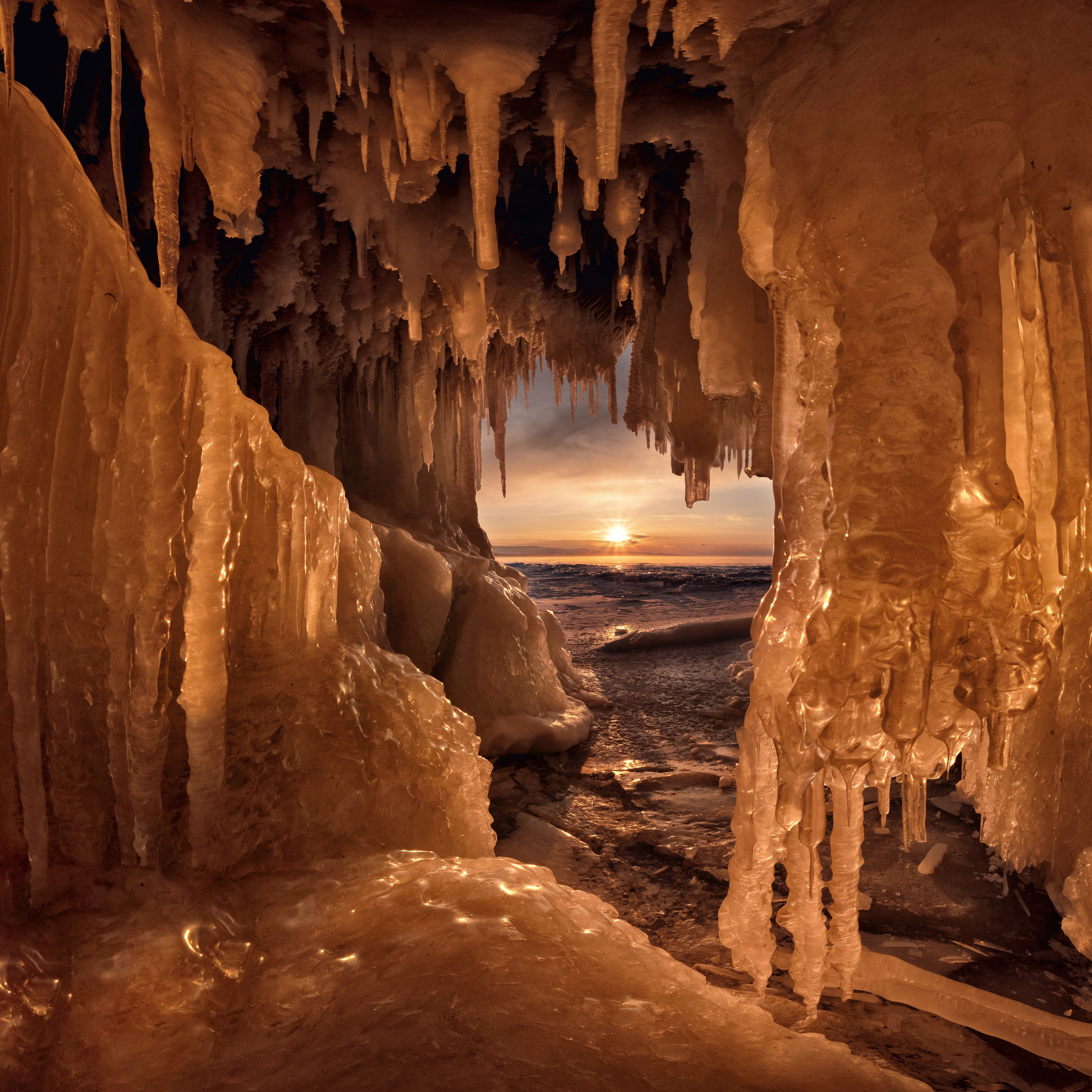 Виртуальная выставка от Орловского областного центра. Фотографы в Орле Шестопаловы Юлия и Юрий