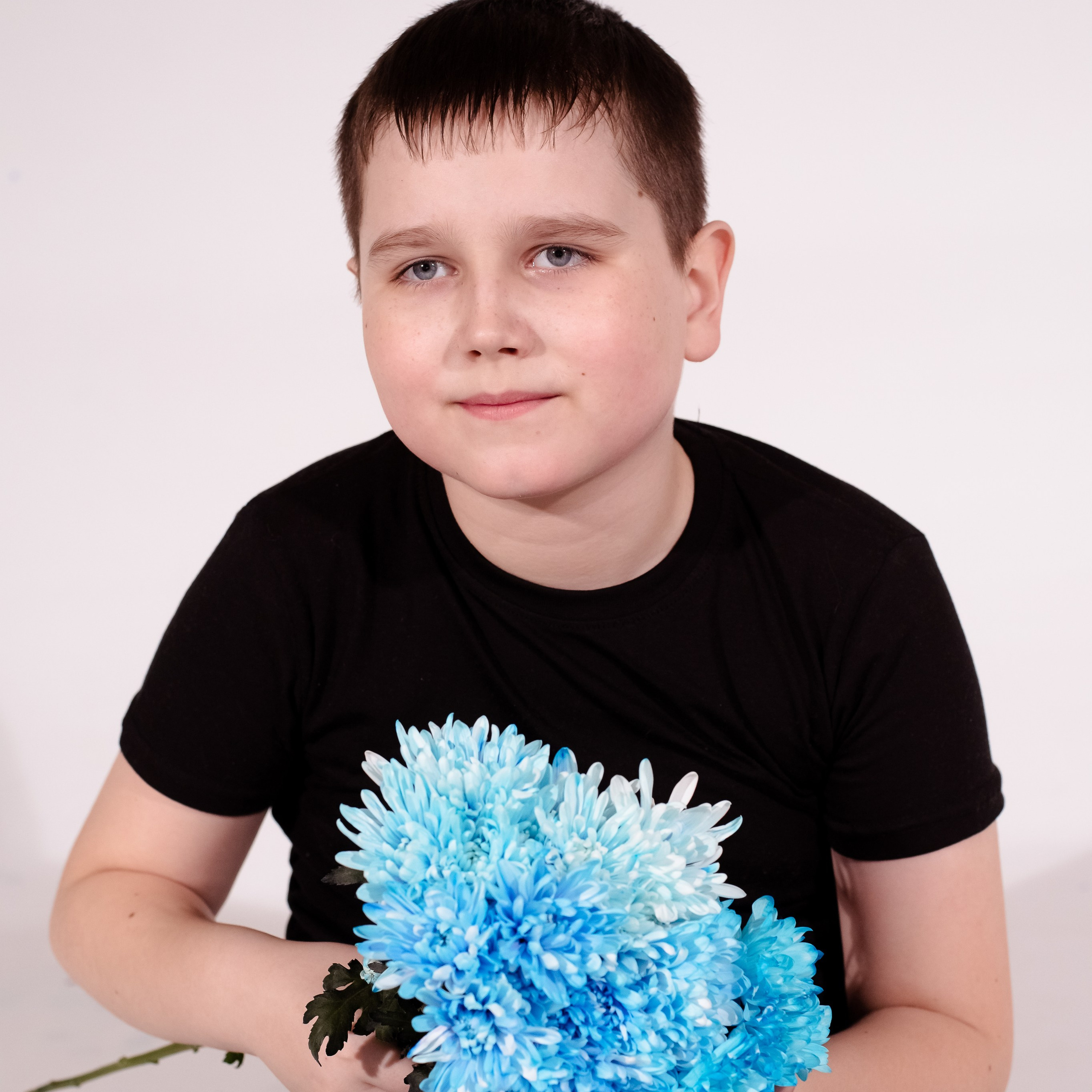 Выставка по фотопроекту «Особенные цветы», которая проходила в стенах Семейного МФЦ. Фотографы в Орле Шестопаловы Юлия и Юрий