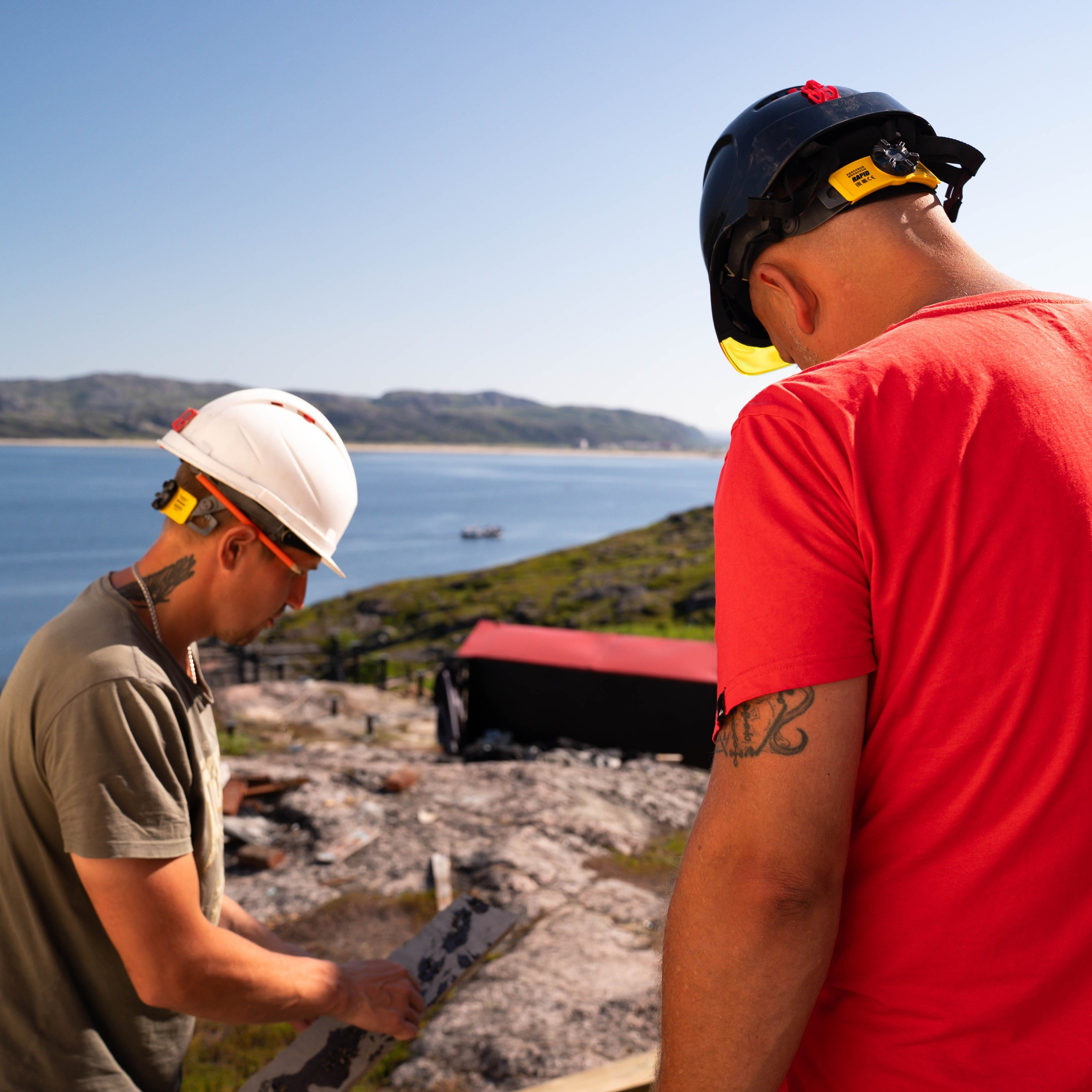 процесс работы на стройке