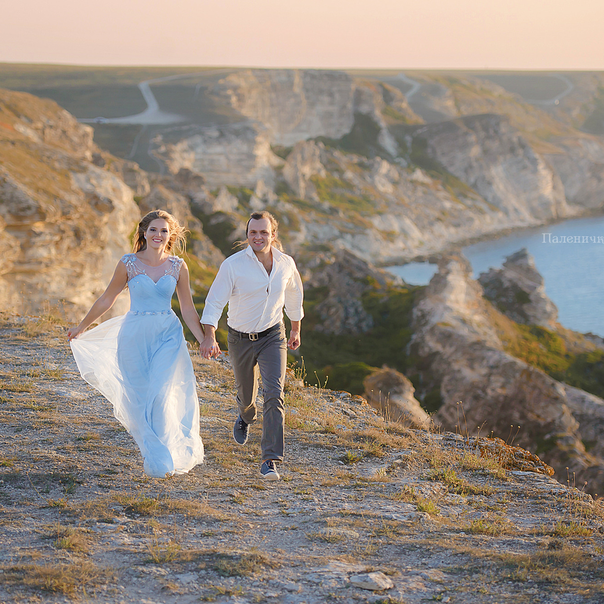 Фотосессия для двоих в Севастополе на Фиоленте.