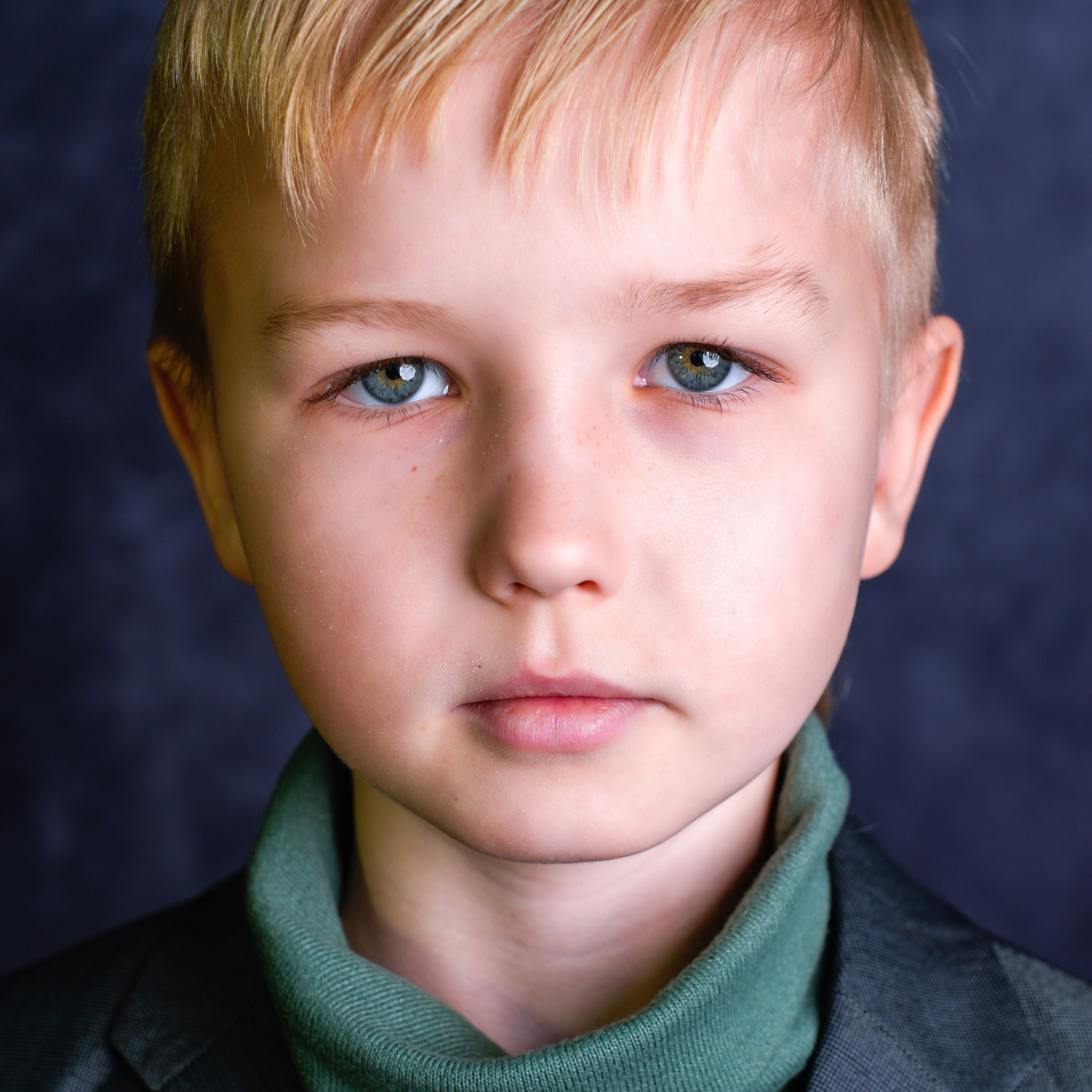 Волков Артём